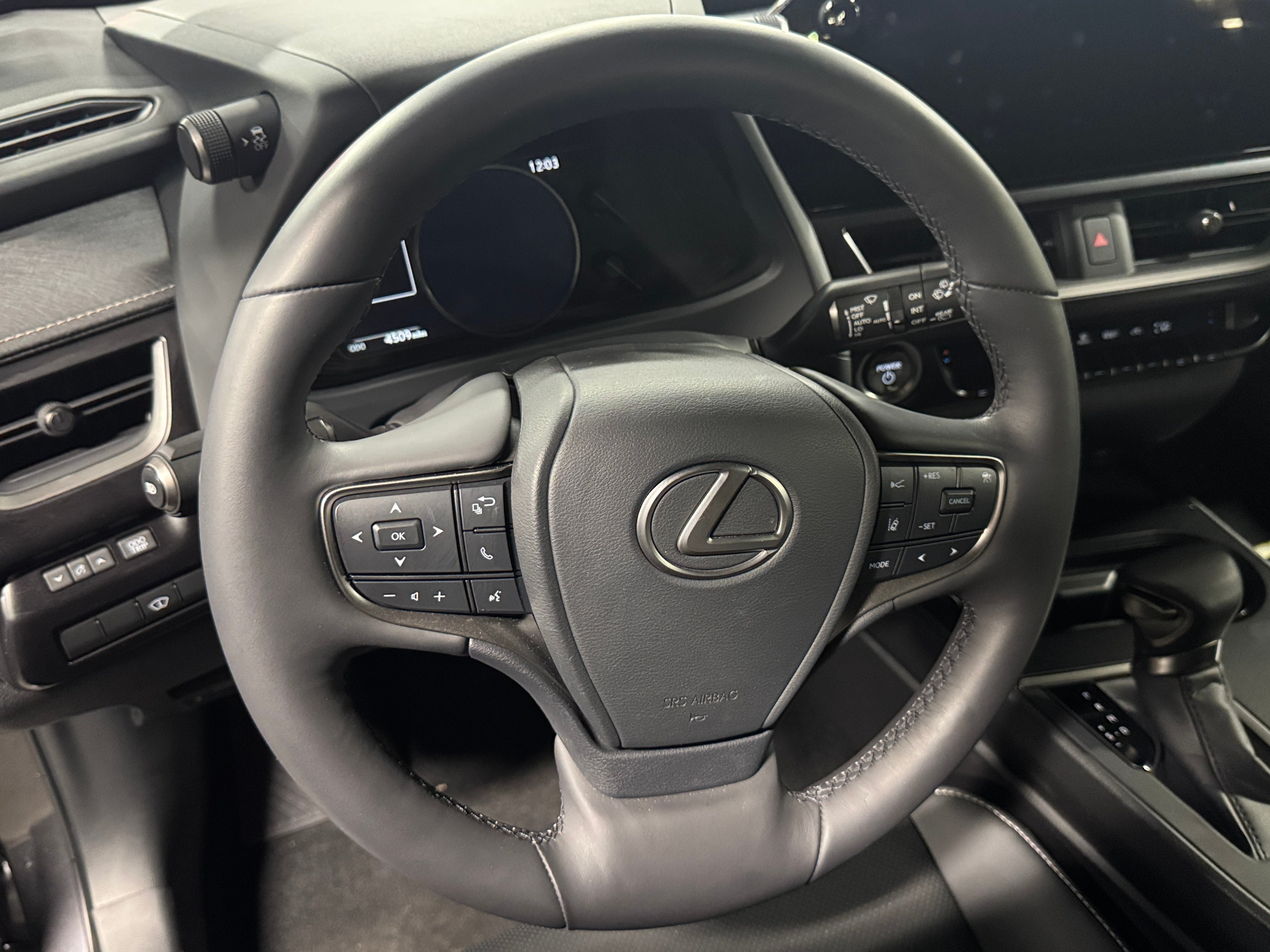 2024 Lexus UX 250h 4