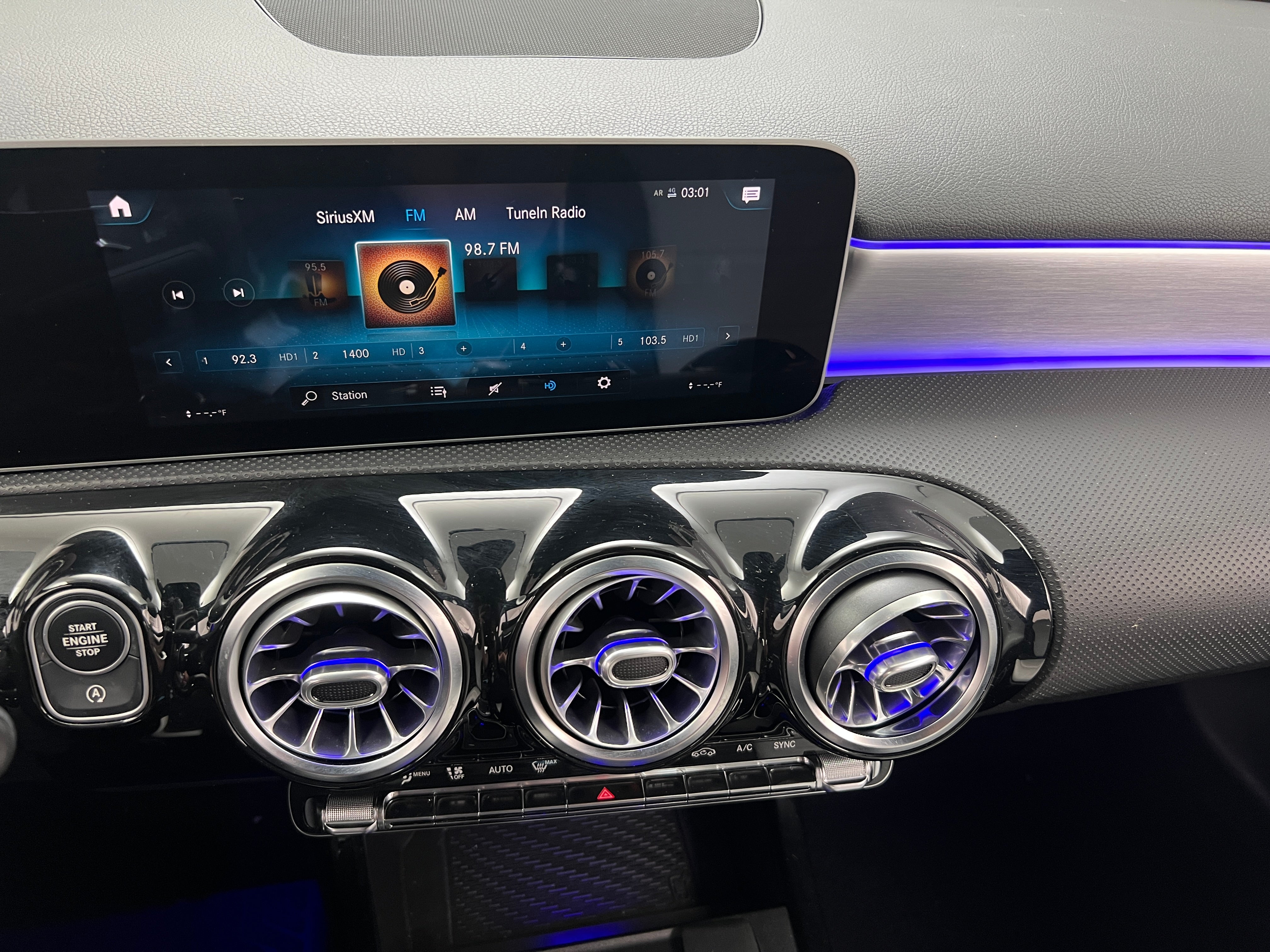 2019 Mercedes-Benz A-Class A 220 4MATIC 3