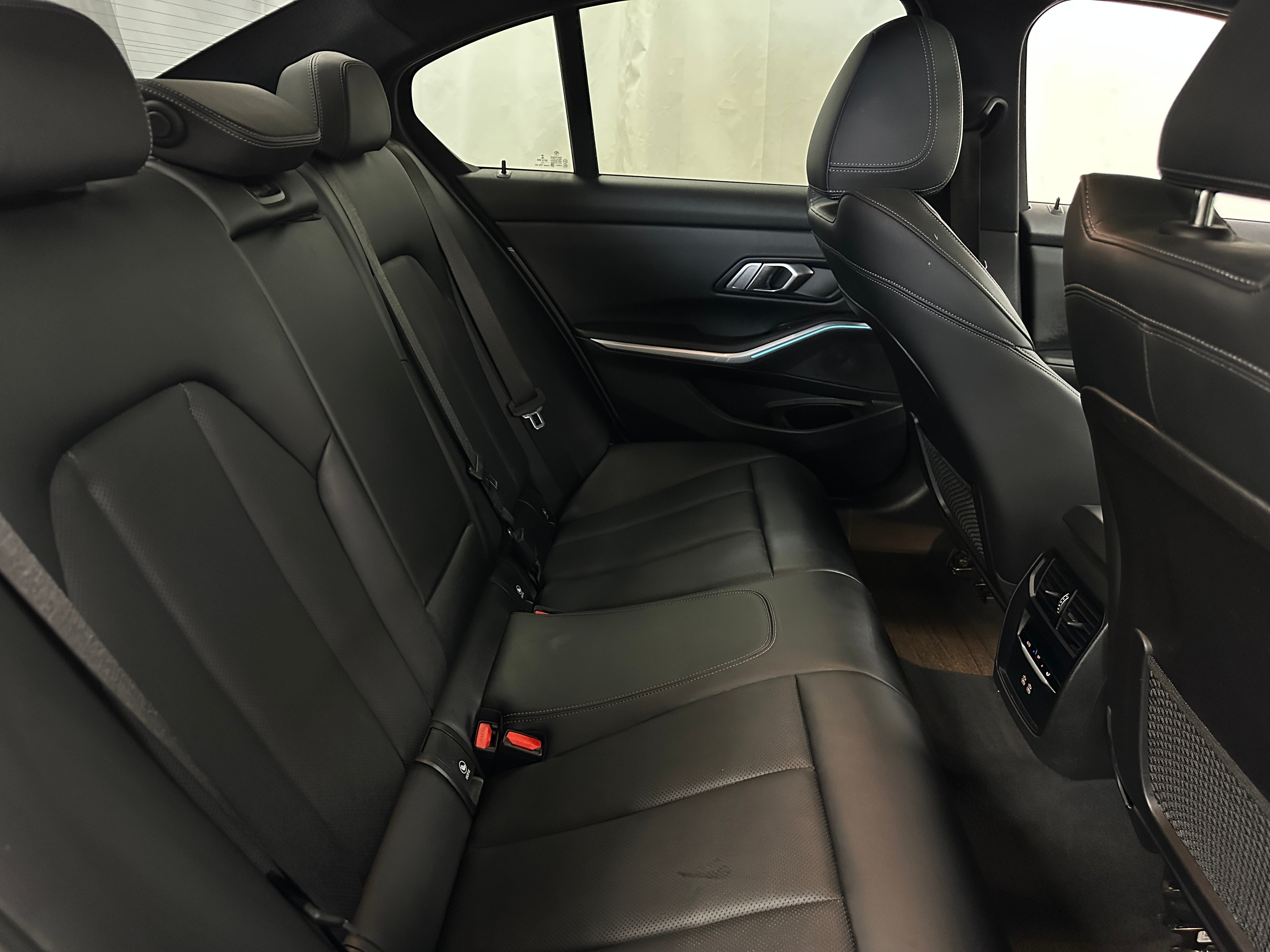 2023 BMW 3 Series 330i 5