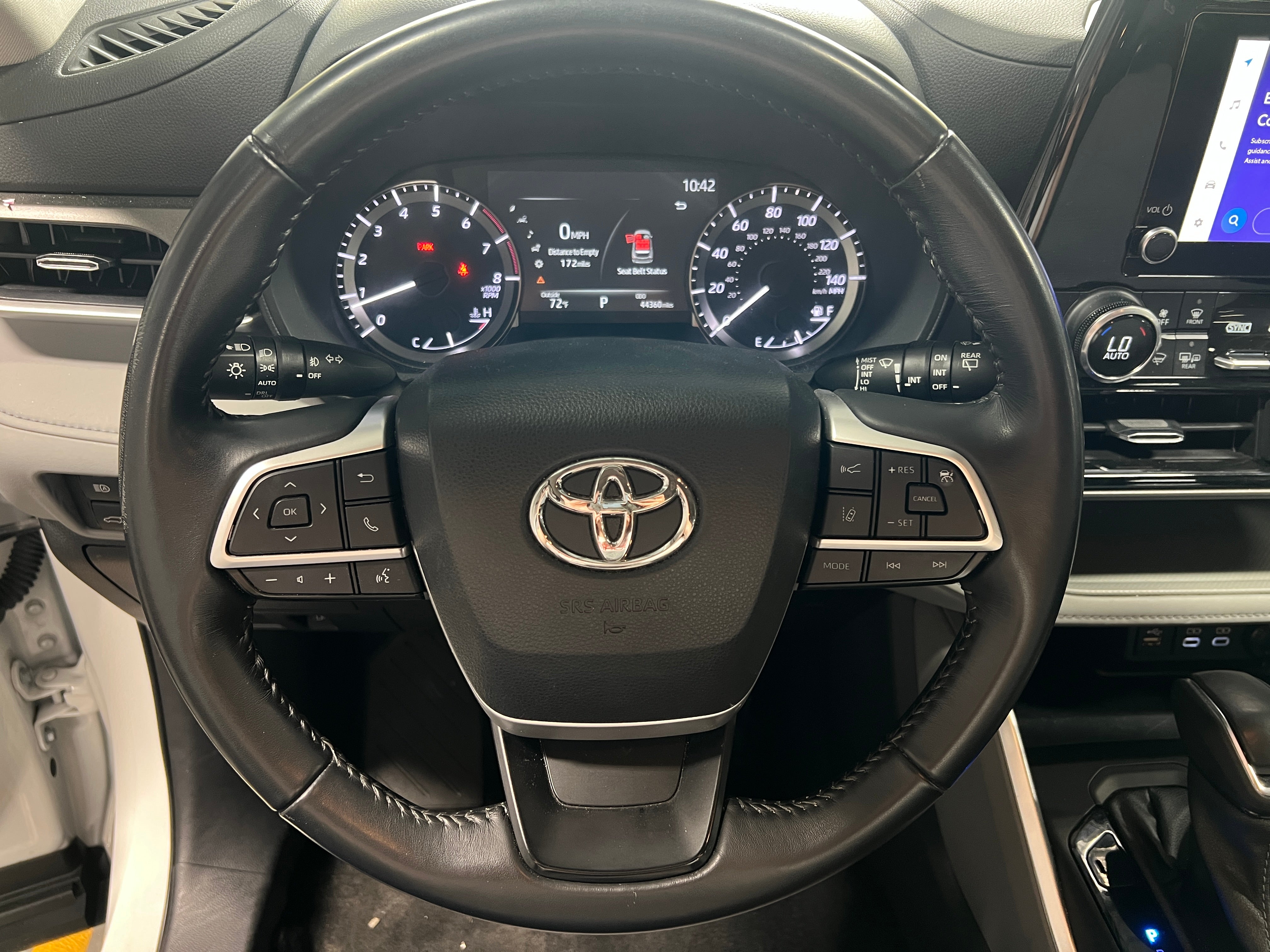 2023 Toyota Highlander LE 5