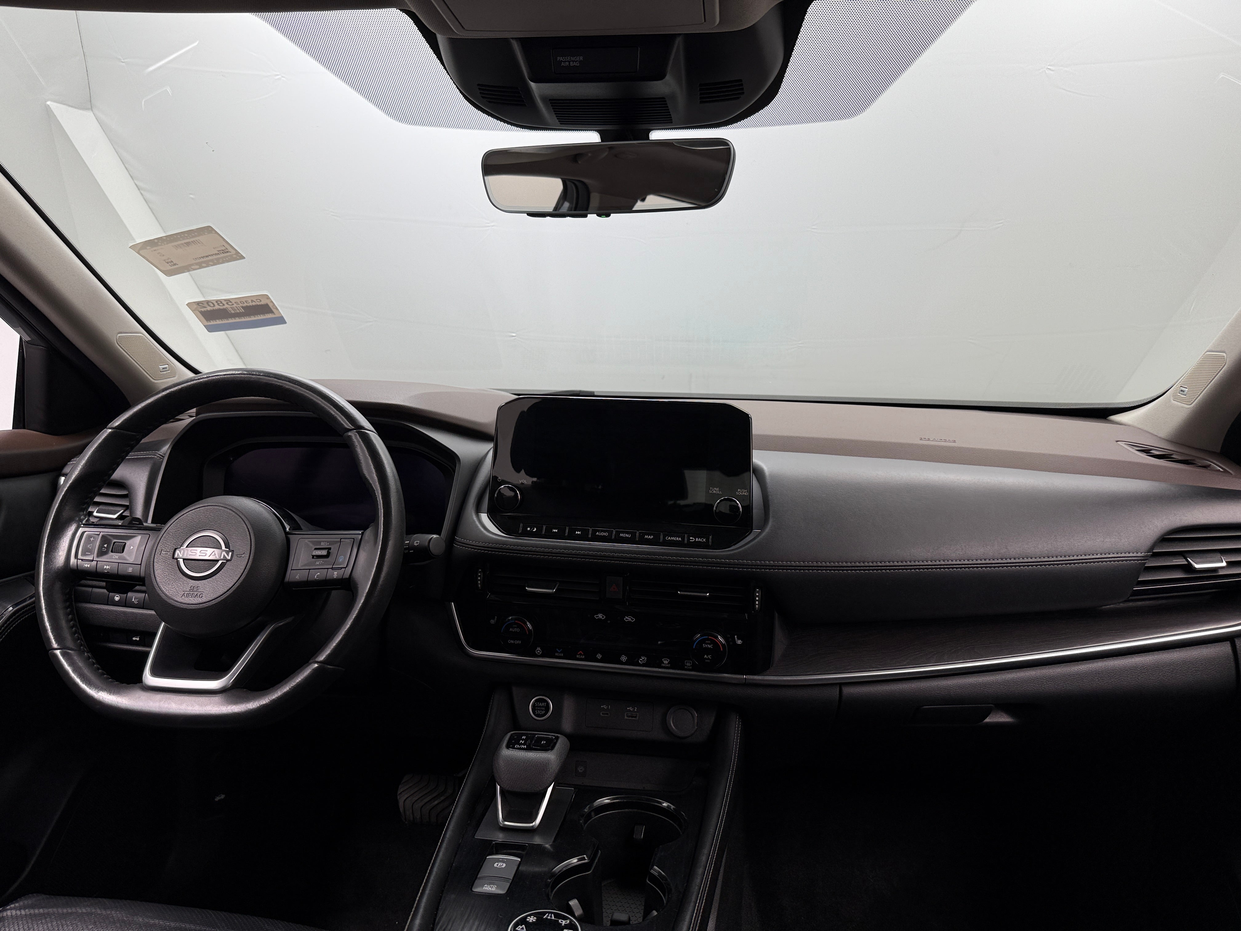 2023 Nissan Rogue Platinum 2
