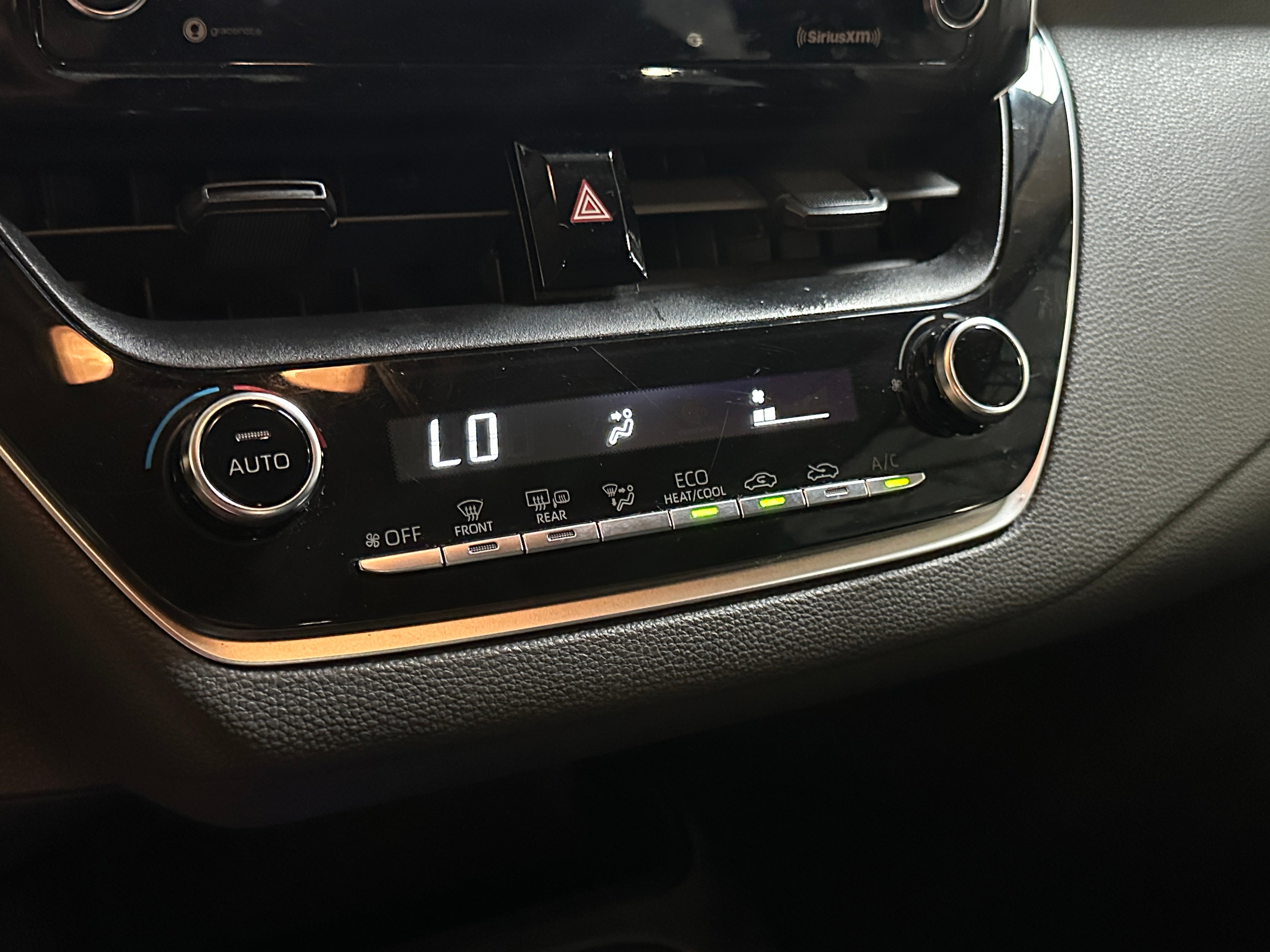 2021 Toyota Corolla LE 4