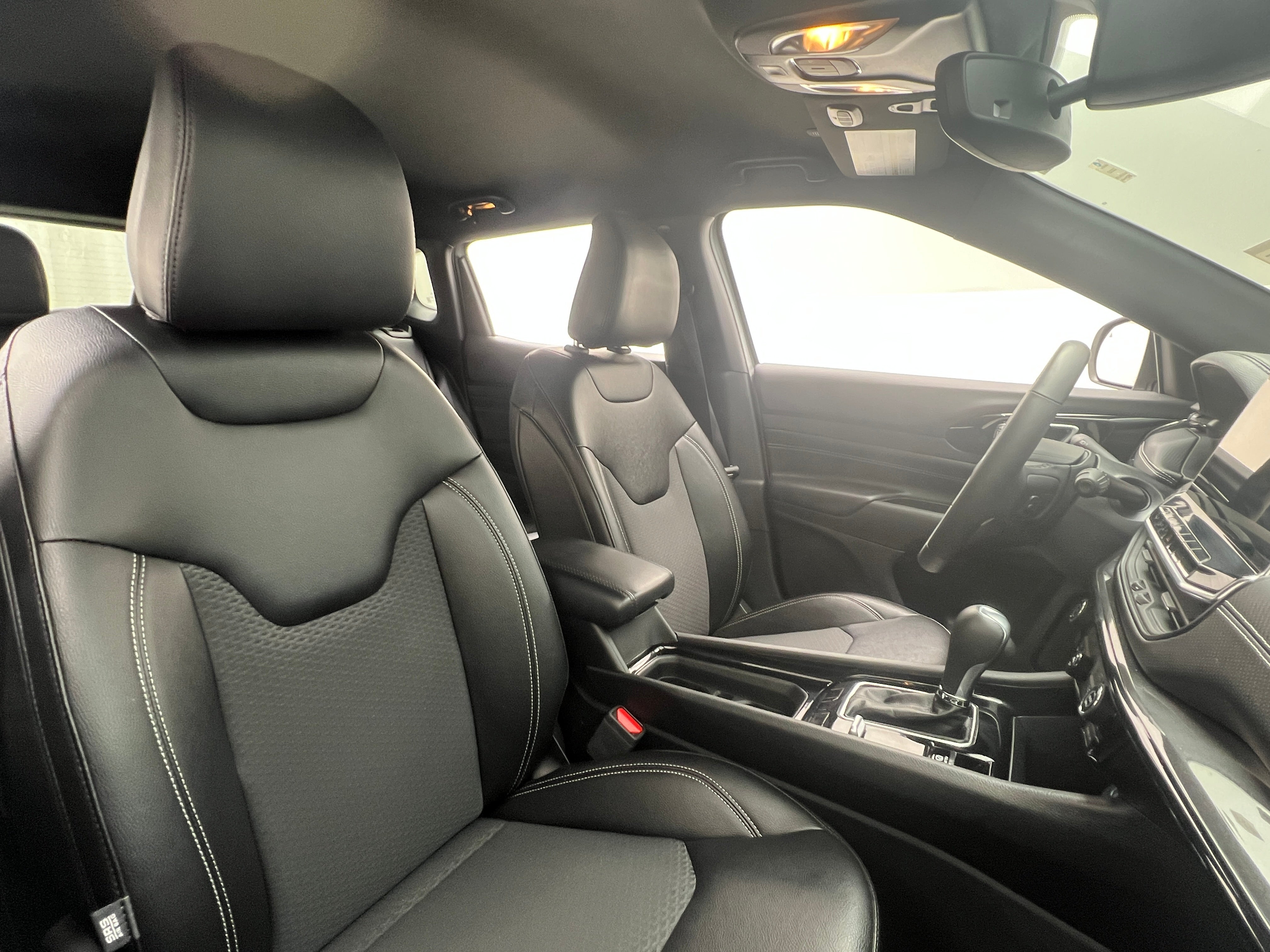 2024 Jeep Compass Latitude 2