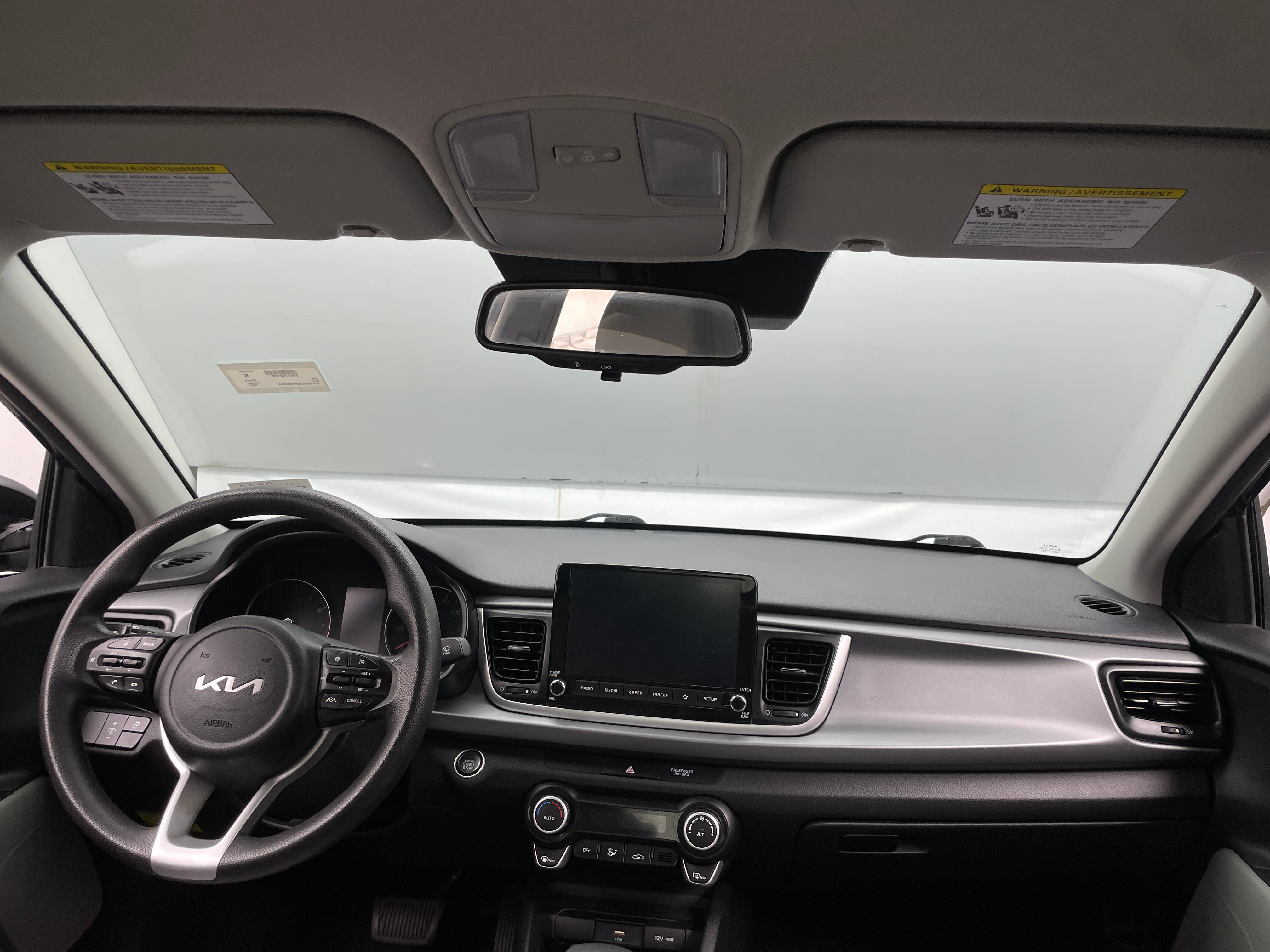 2023 Kia Rio S 3