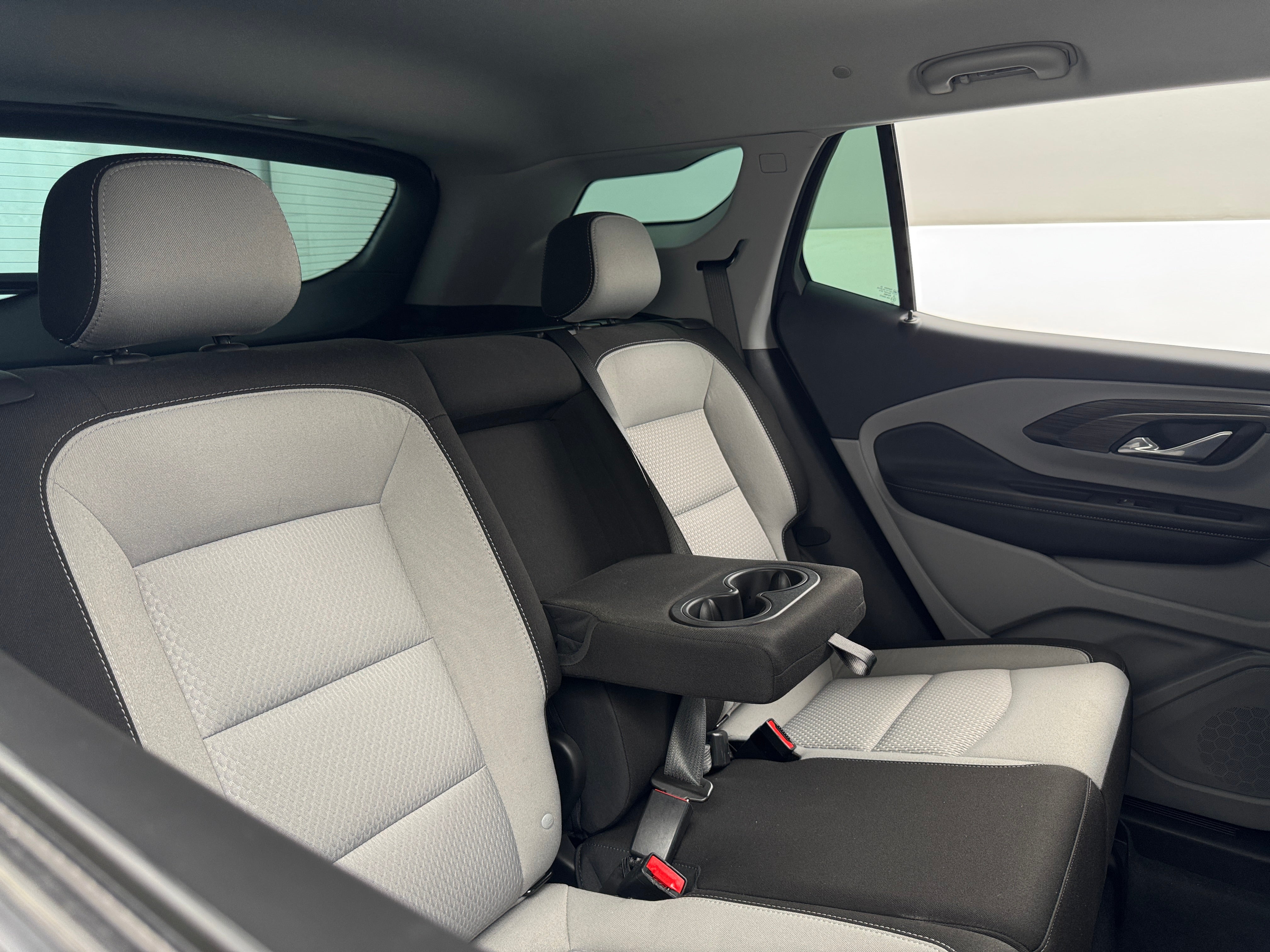 2023 GMC Terrain SLE 6
