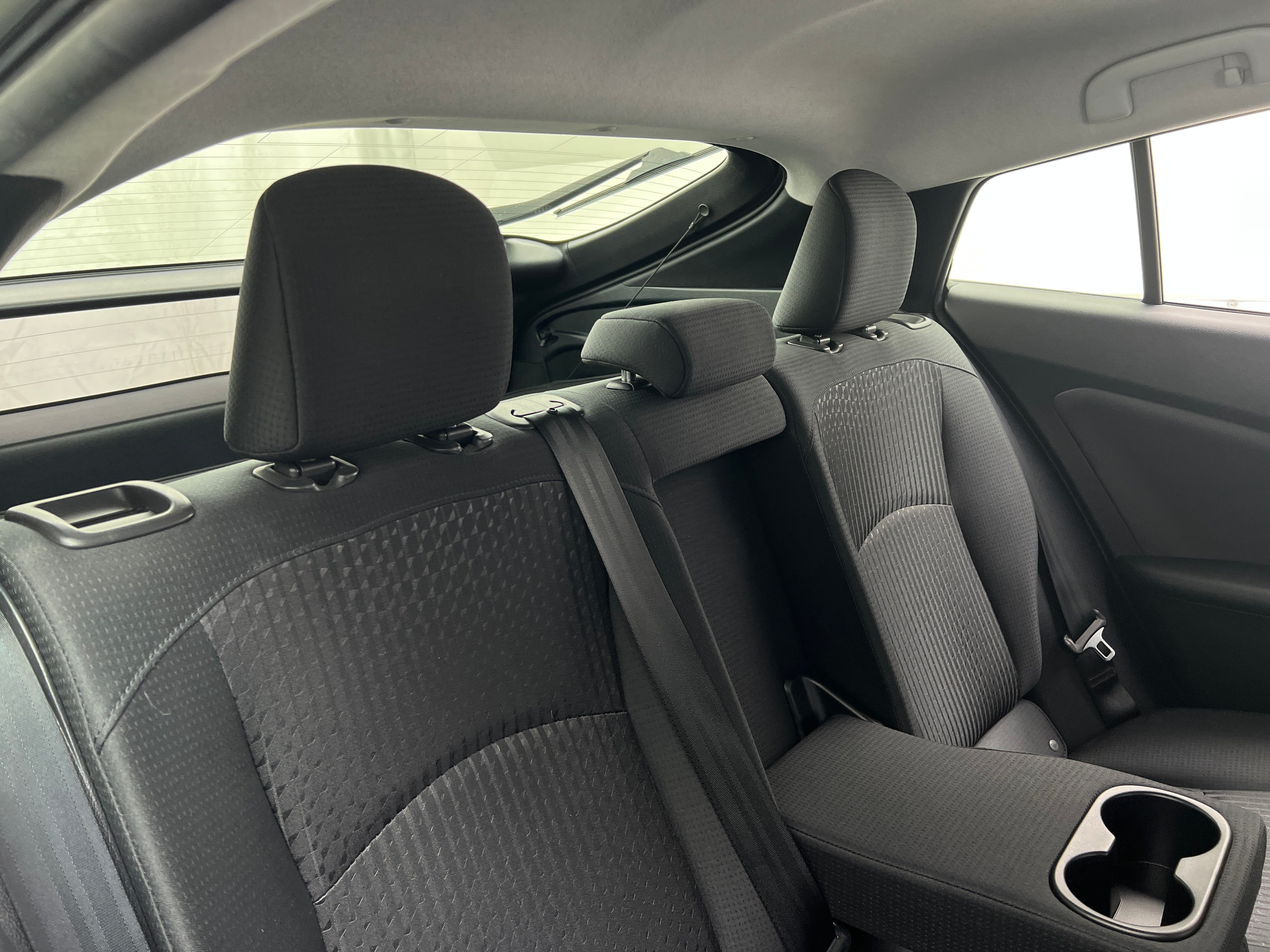 2018 Toyota Prius Three 6