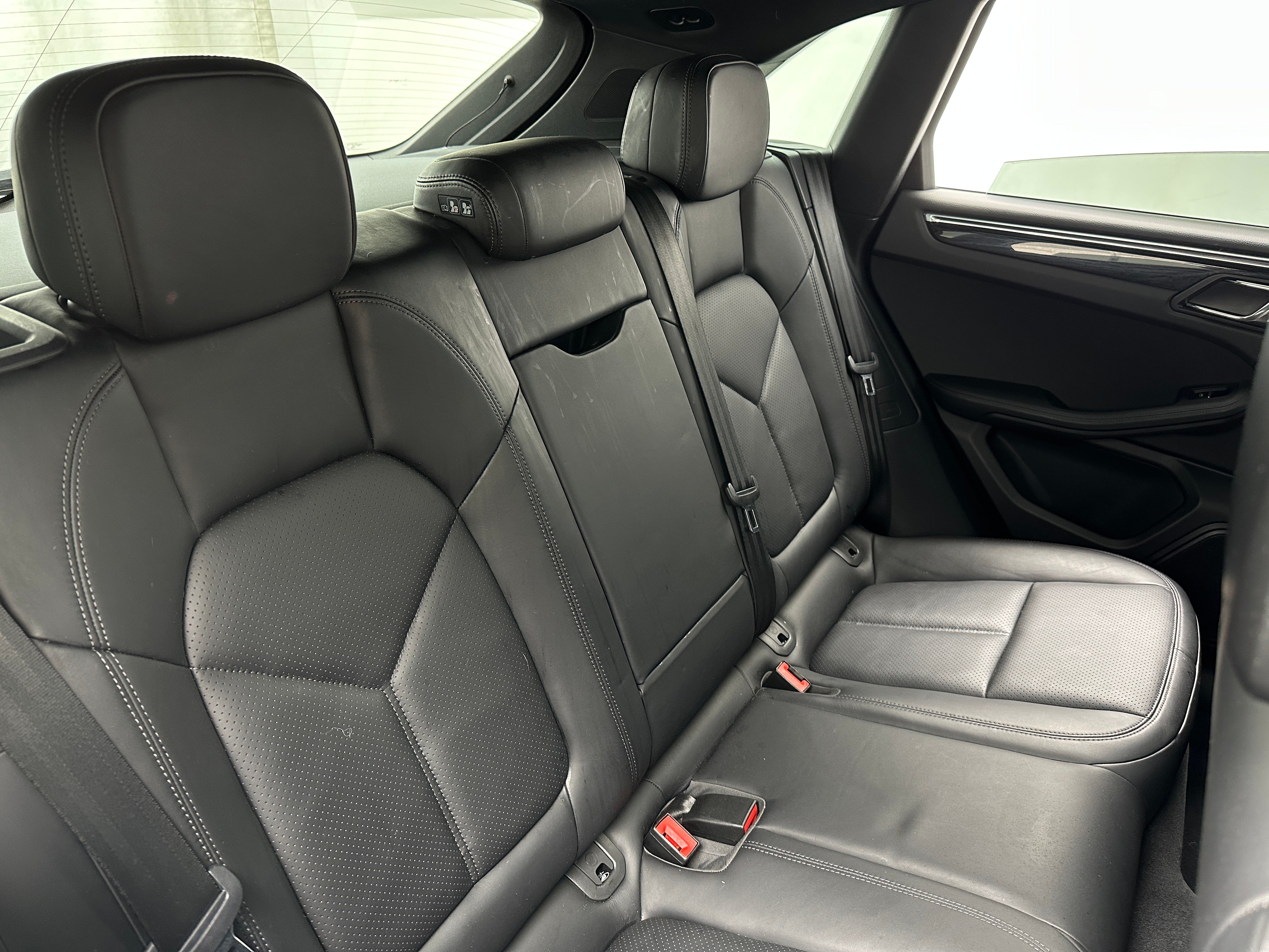 2015 Porsche Macan S 5