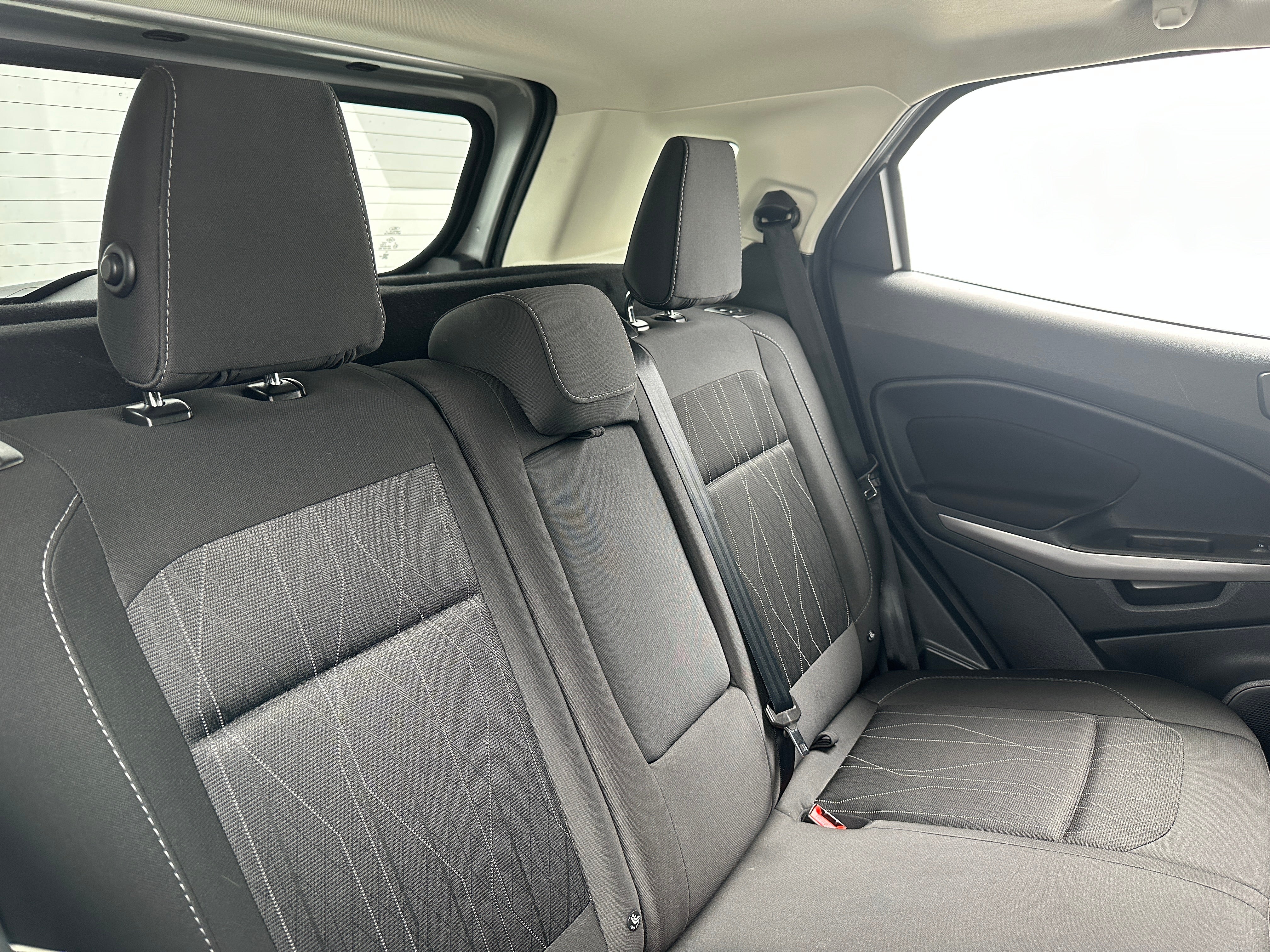 2021 Ford EcoSport SE 6