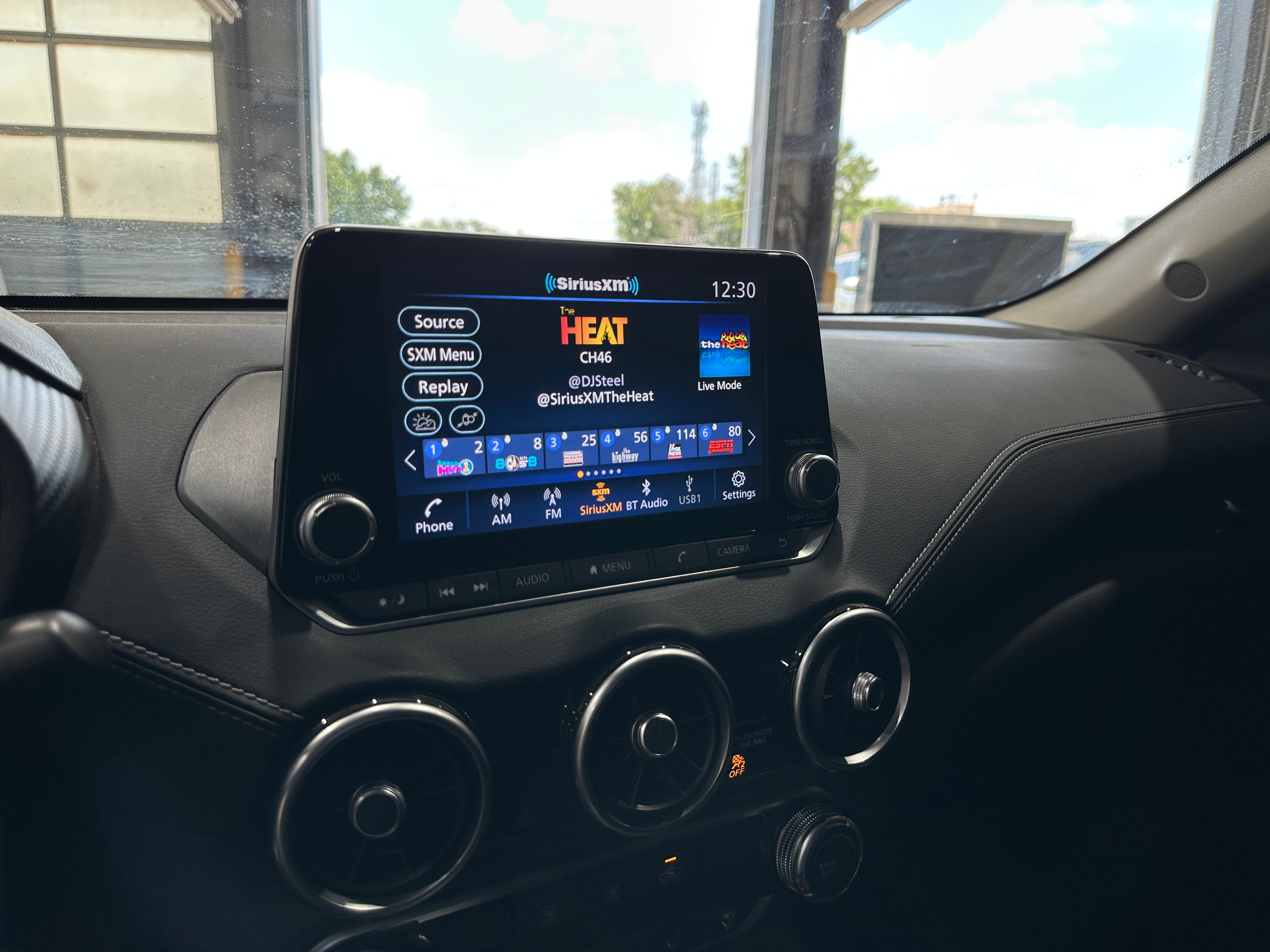 2022 Nissan Sentra SV 4