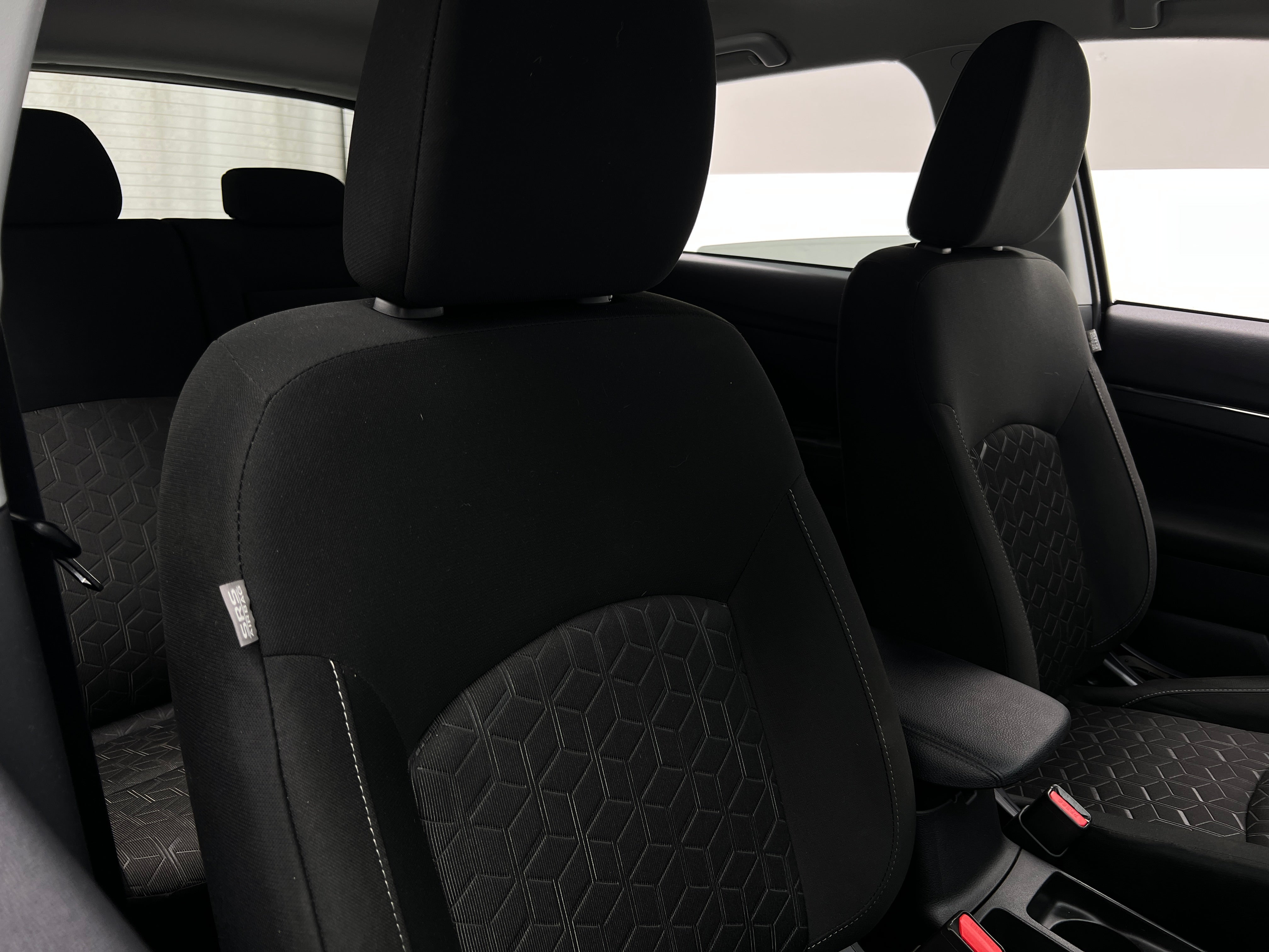 2023 Mitsubishi Outlander Sport ES 2