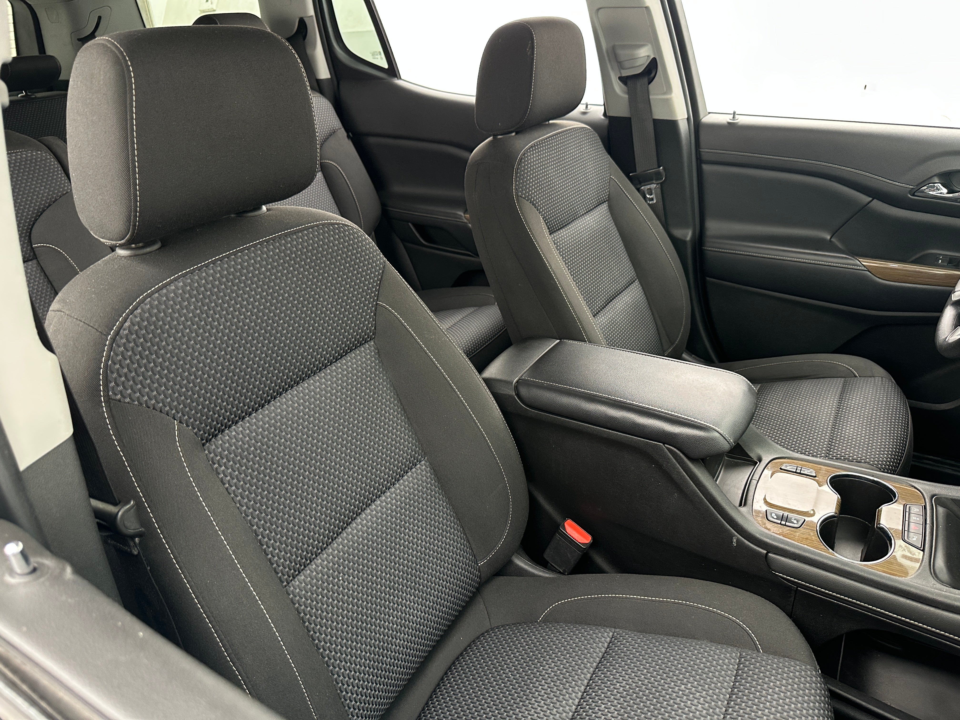 Thumbnail: 2021 GMC Acadia - 2