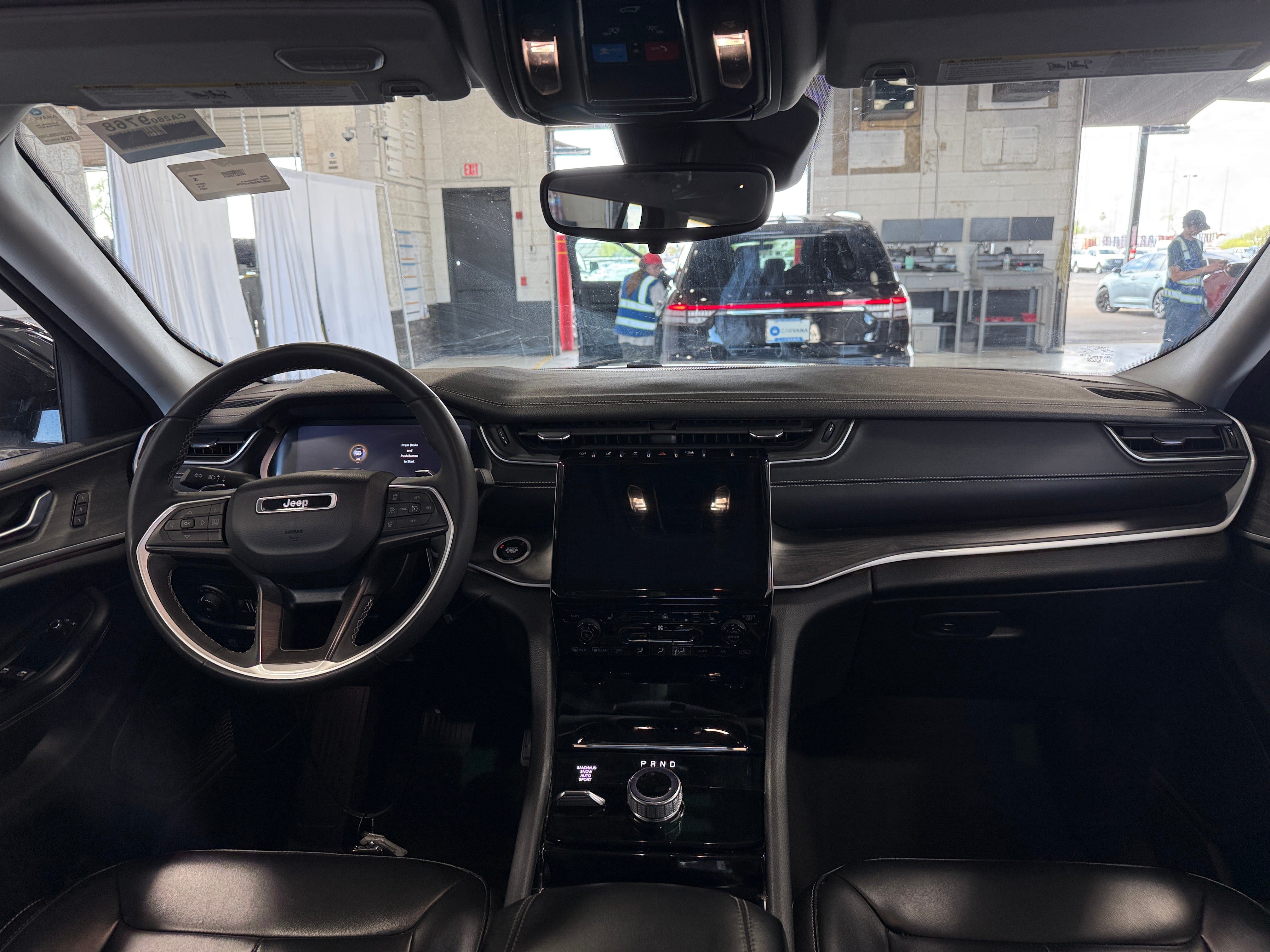2023 Jeep Grand Cherokee L Limited Edition 2