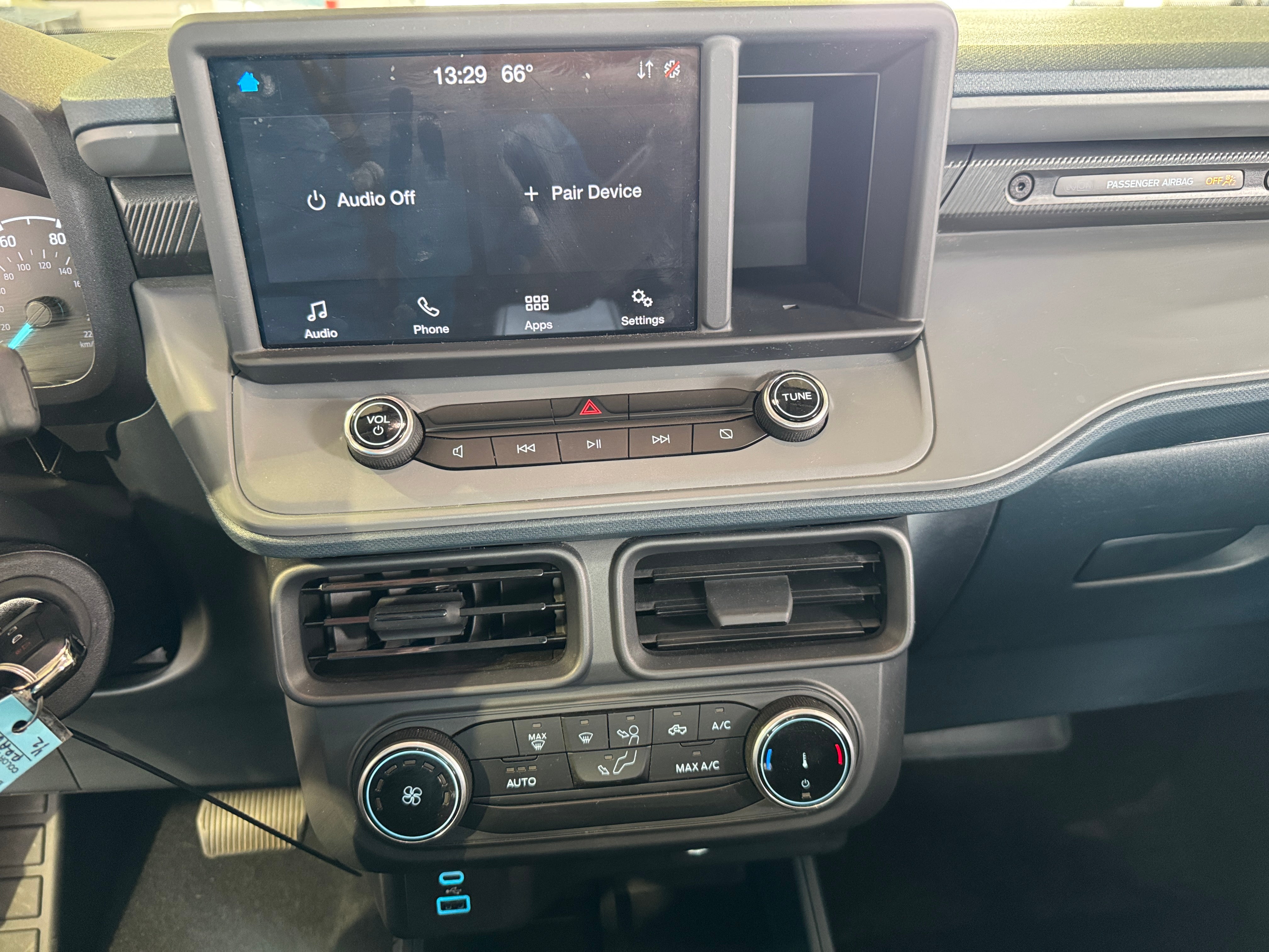 2024 Ford Maverick XL 4