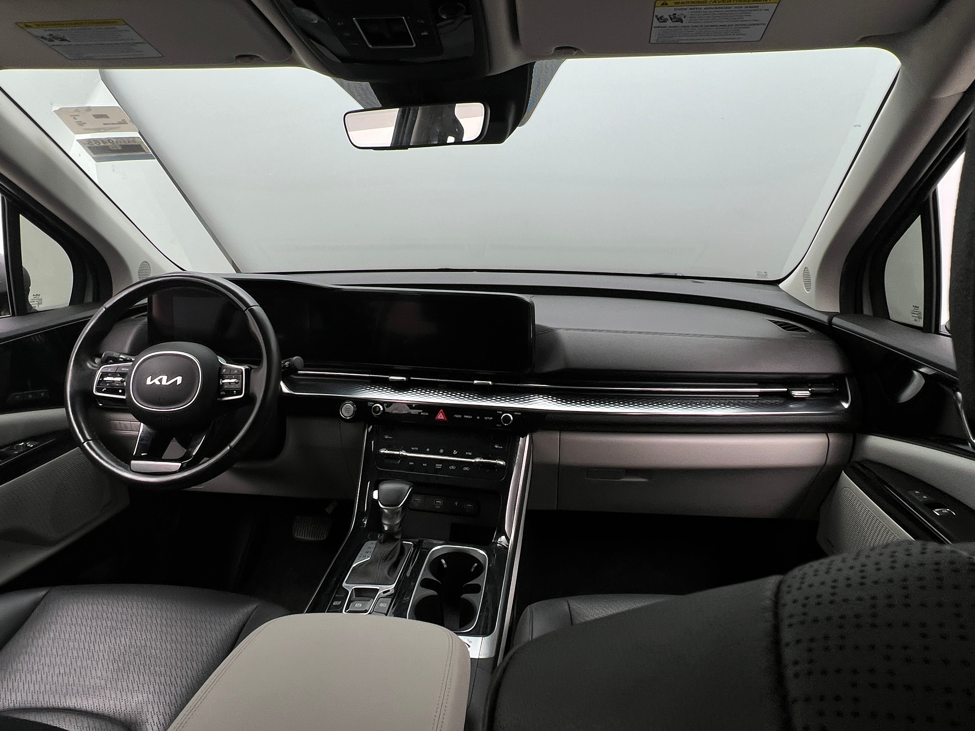 2022 Kia Carnival SX Prestige 2