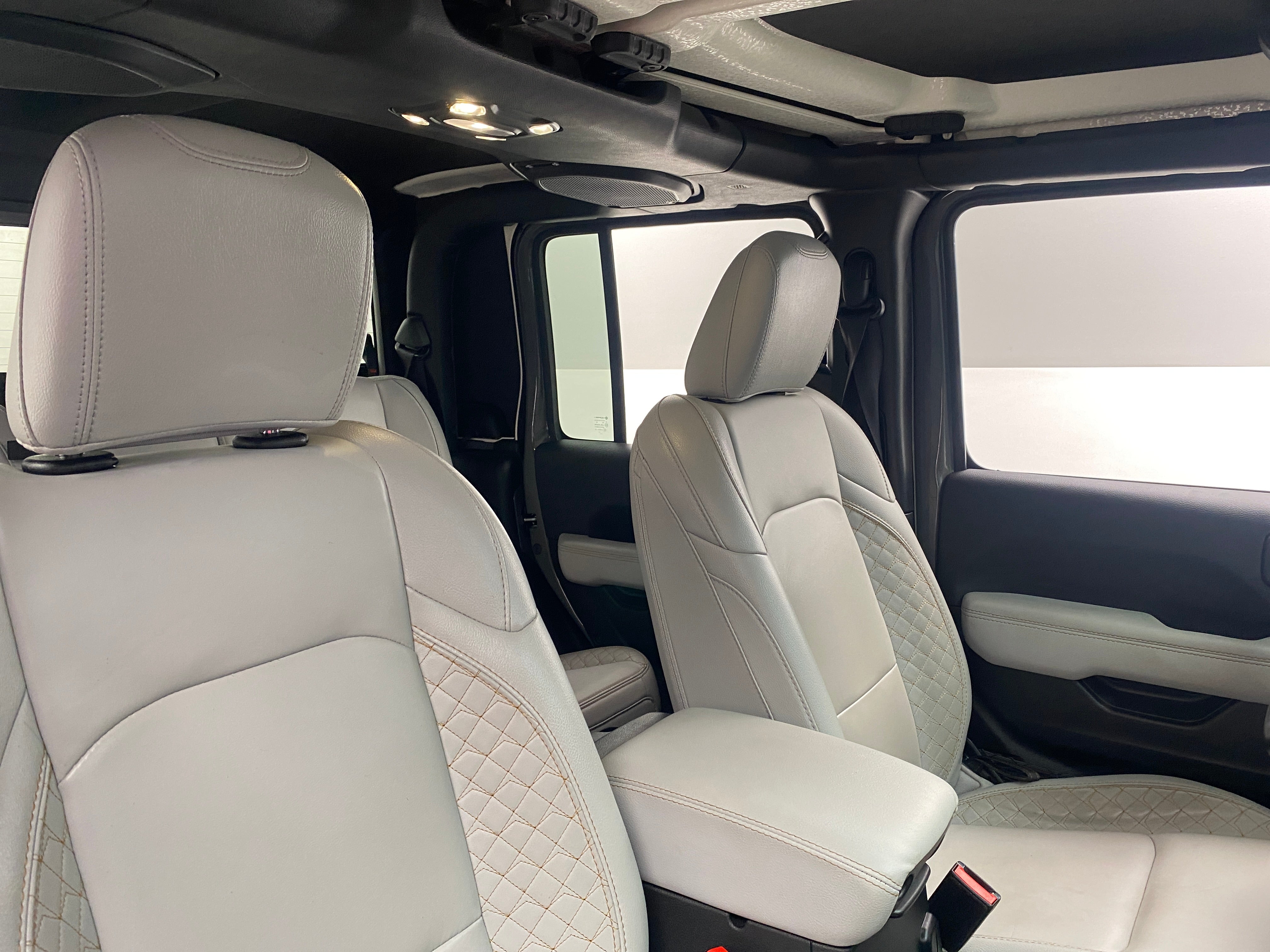 2022 Jeep Gladiator High Altitude 2