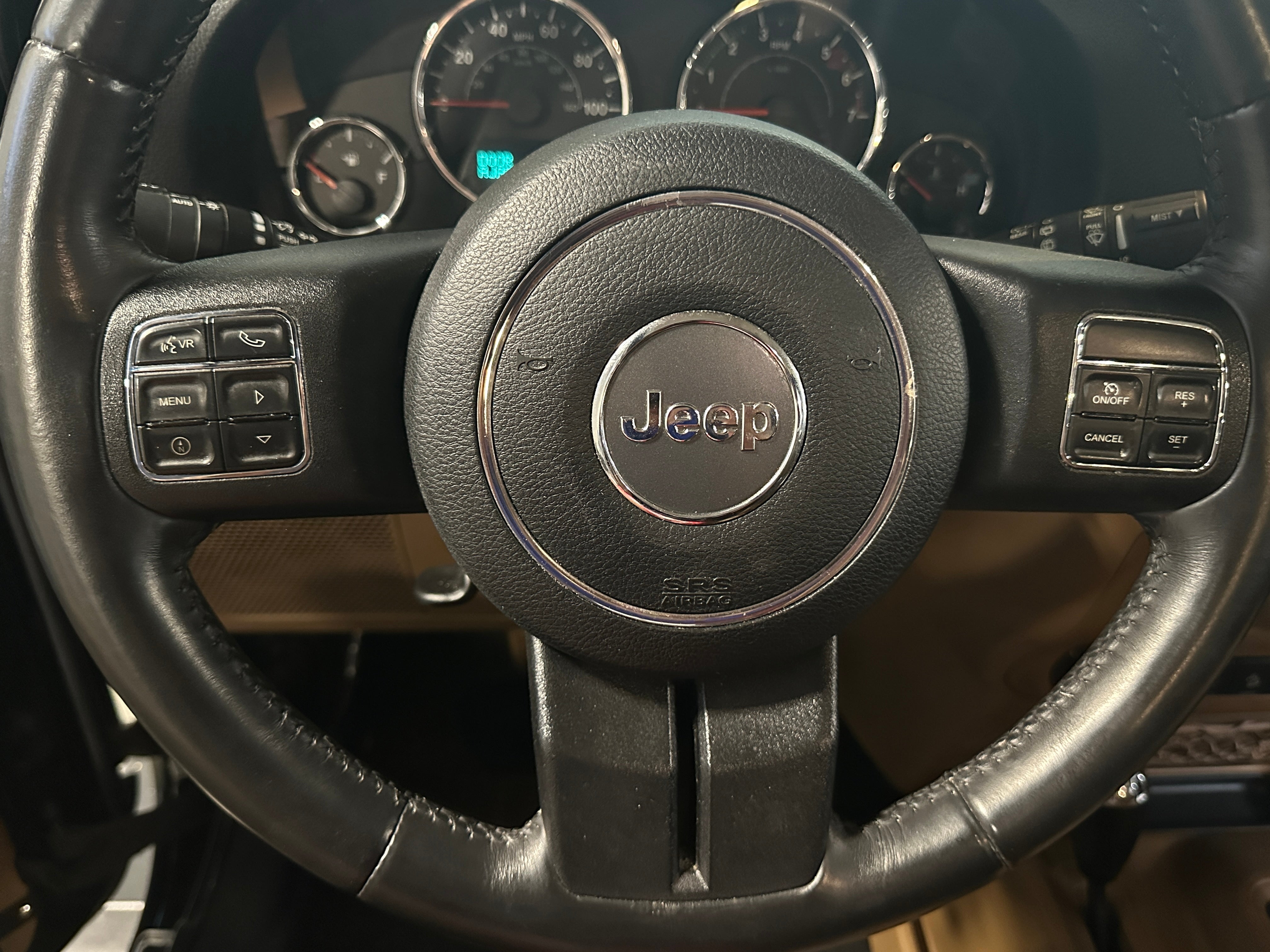 2016 Jeep Wrangler Unlimited Sahara 4