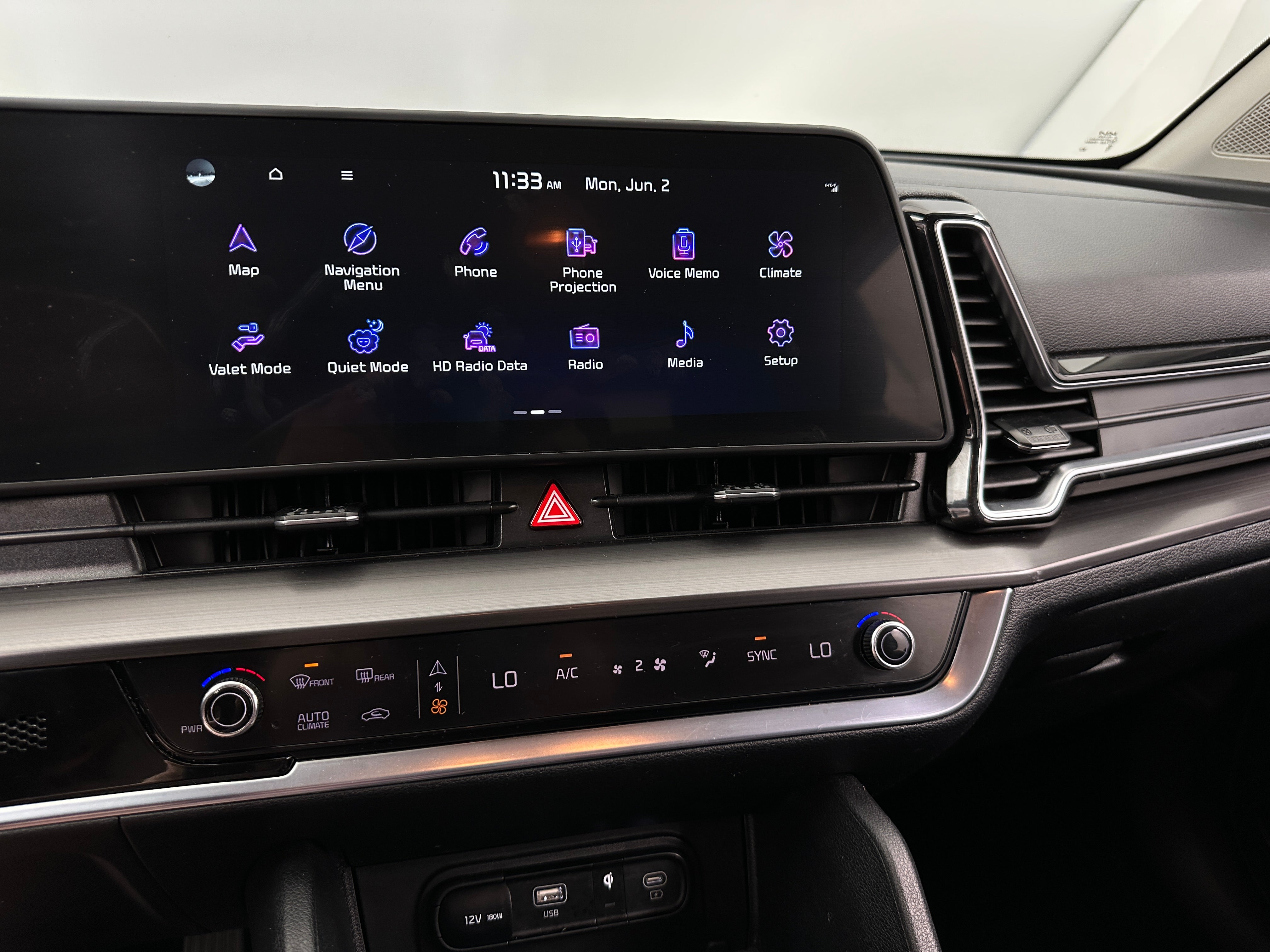2024 Kia Sportage EX 3