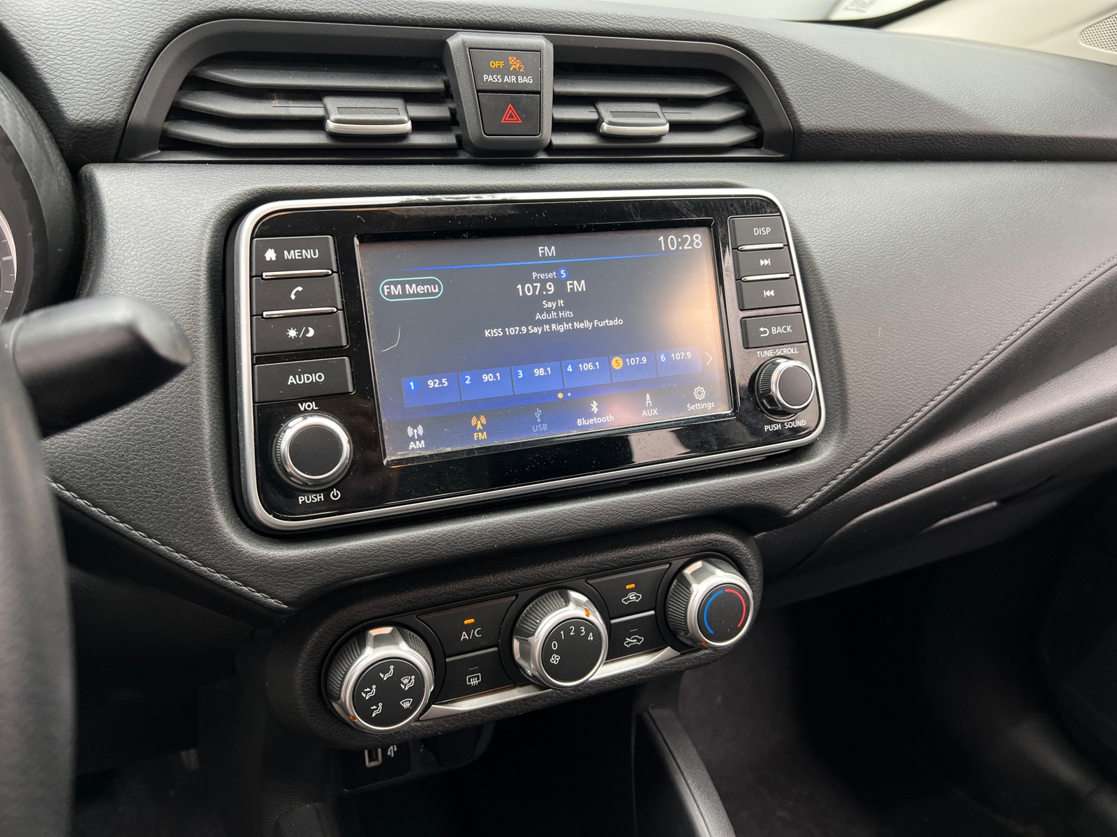 Thumbnail: 2020 Nissan Versa - 4