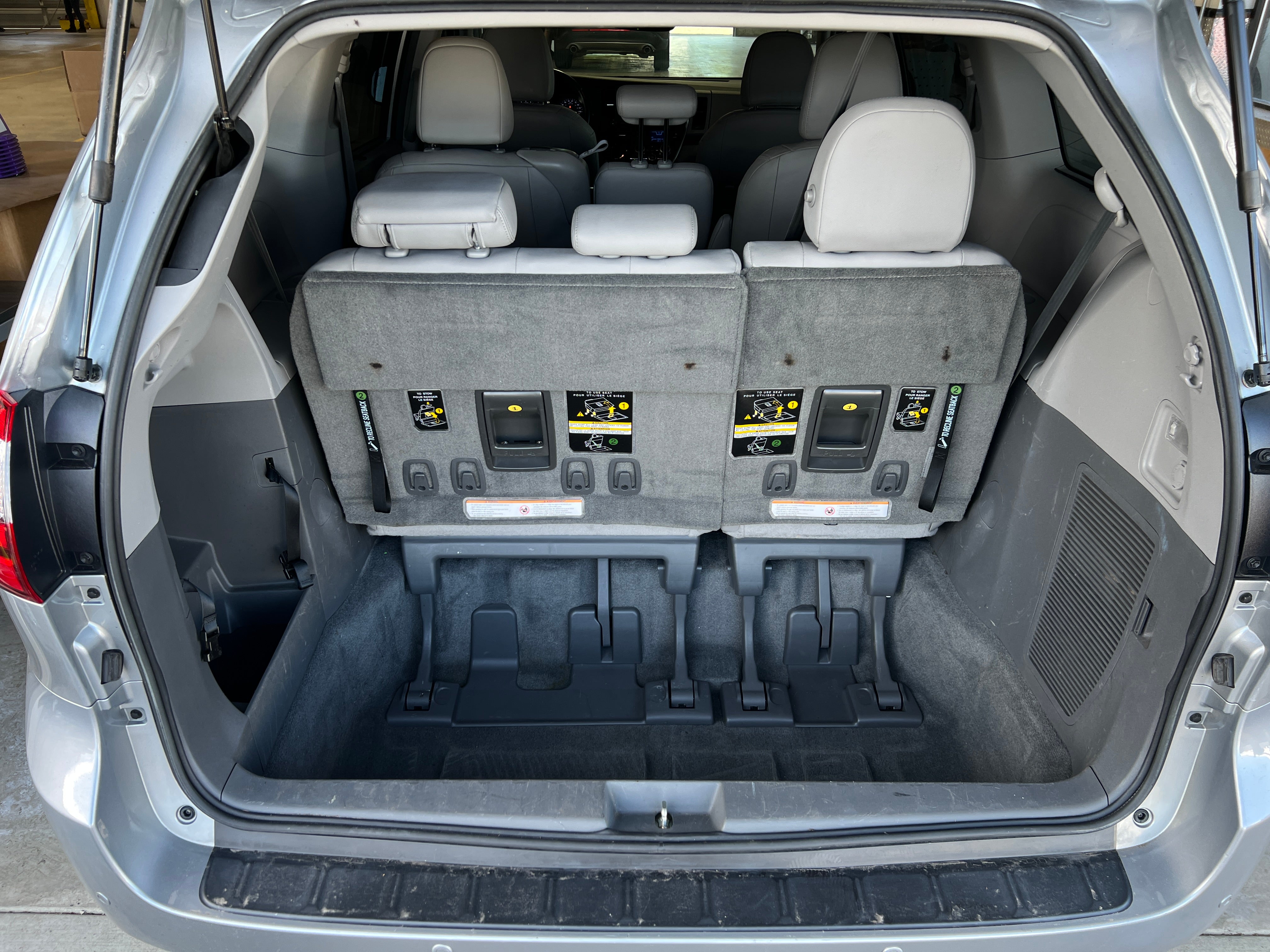 2015 Toyota Sienna XLE 6