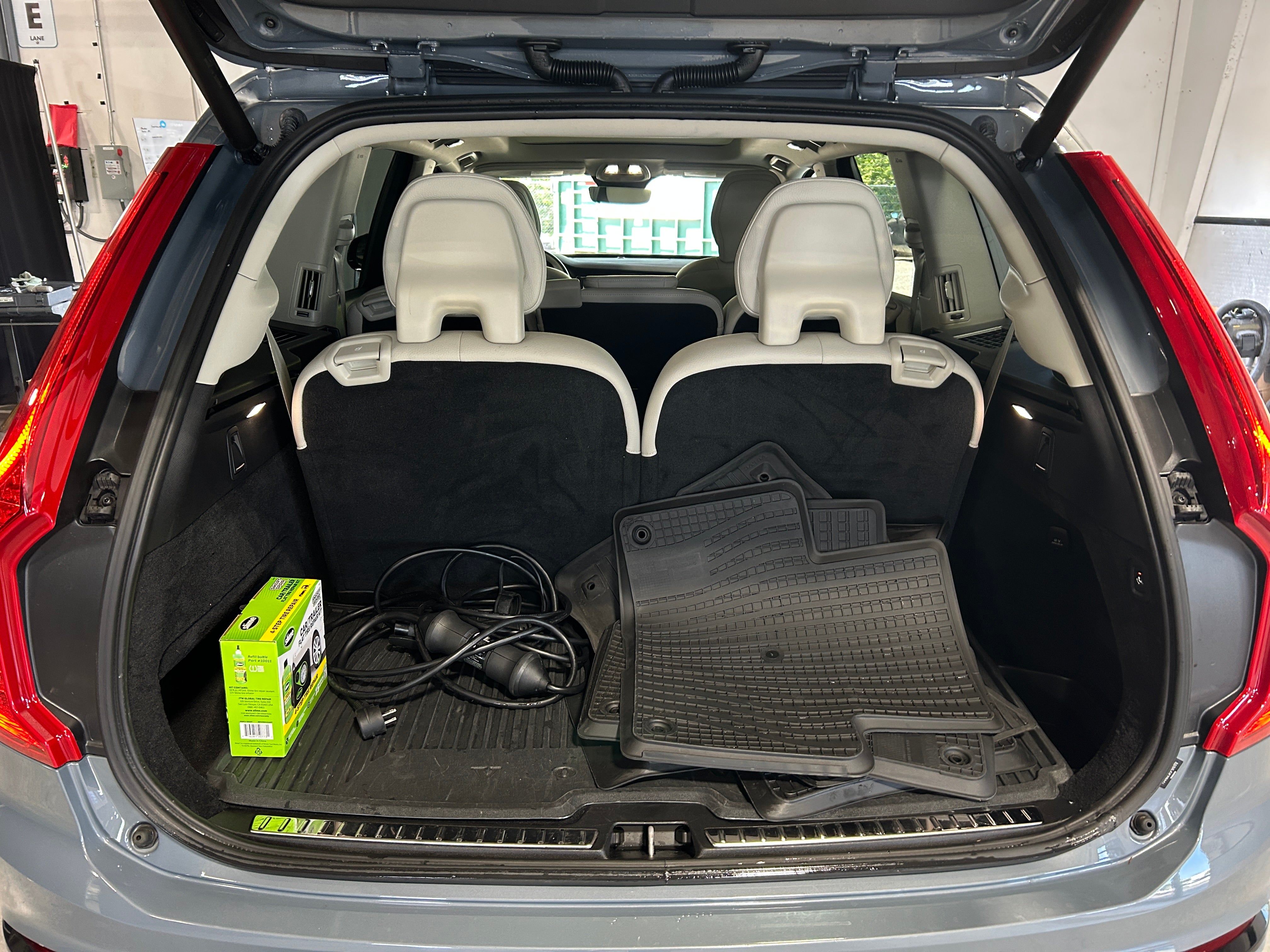 2023 Volvo XC90 T8 Plus 6