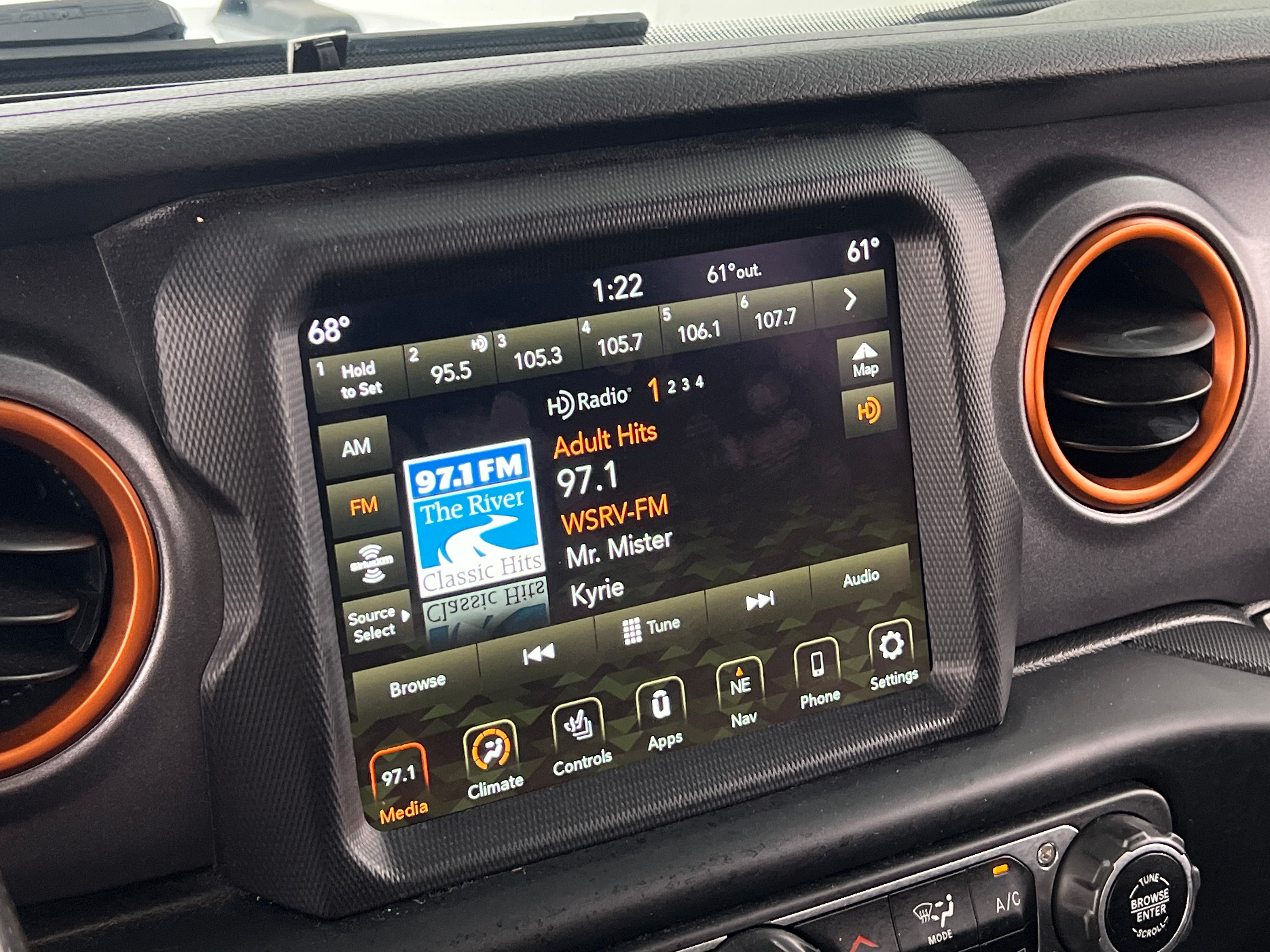 2020 Jeep Gladiator Mojave 4