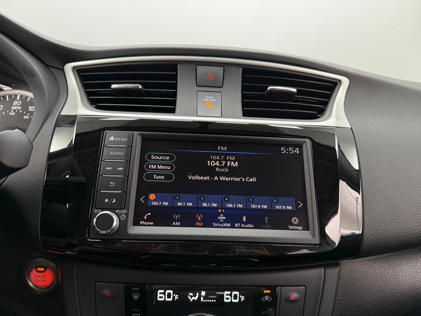 Thumbnail: 2019 Nissan Sentra - 4