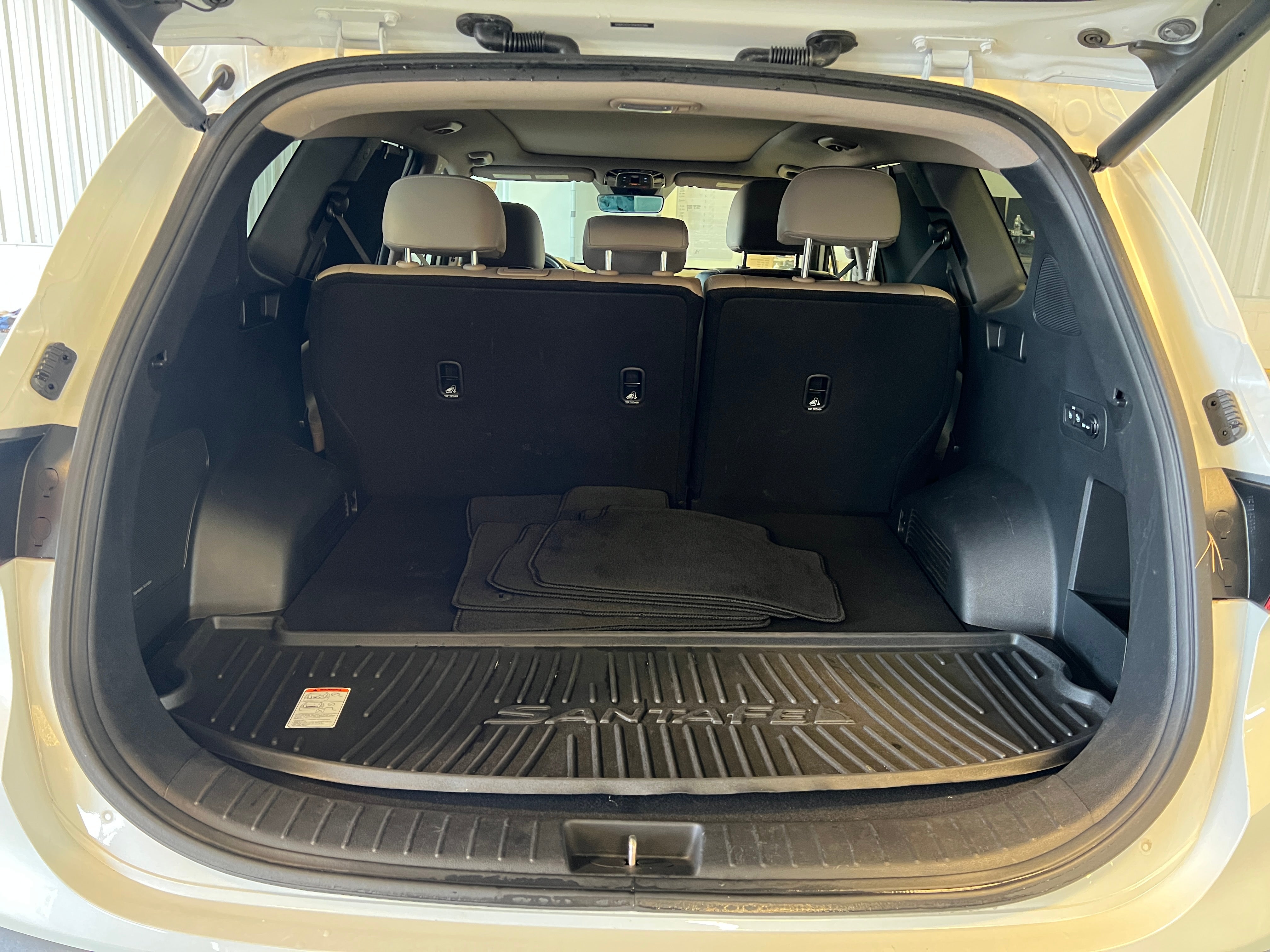 2022 Hyundai Santa Fe SEL 7