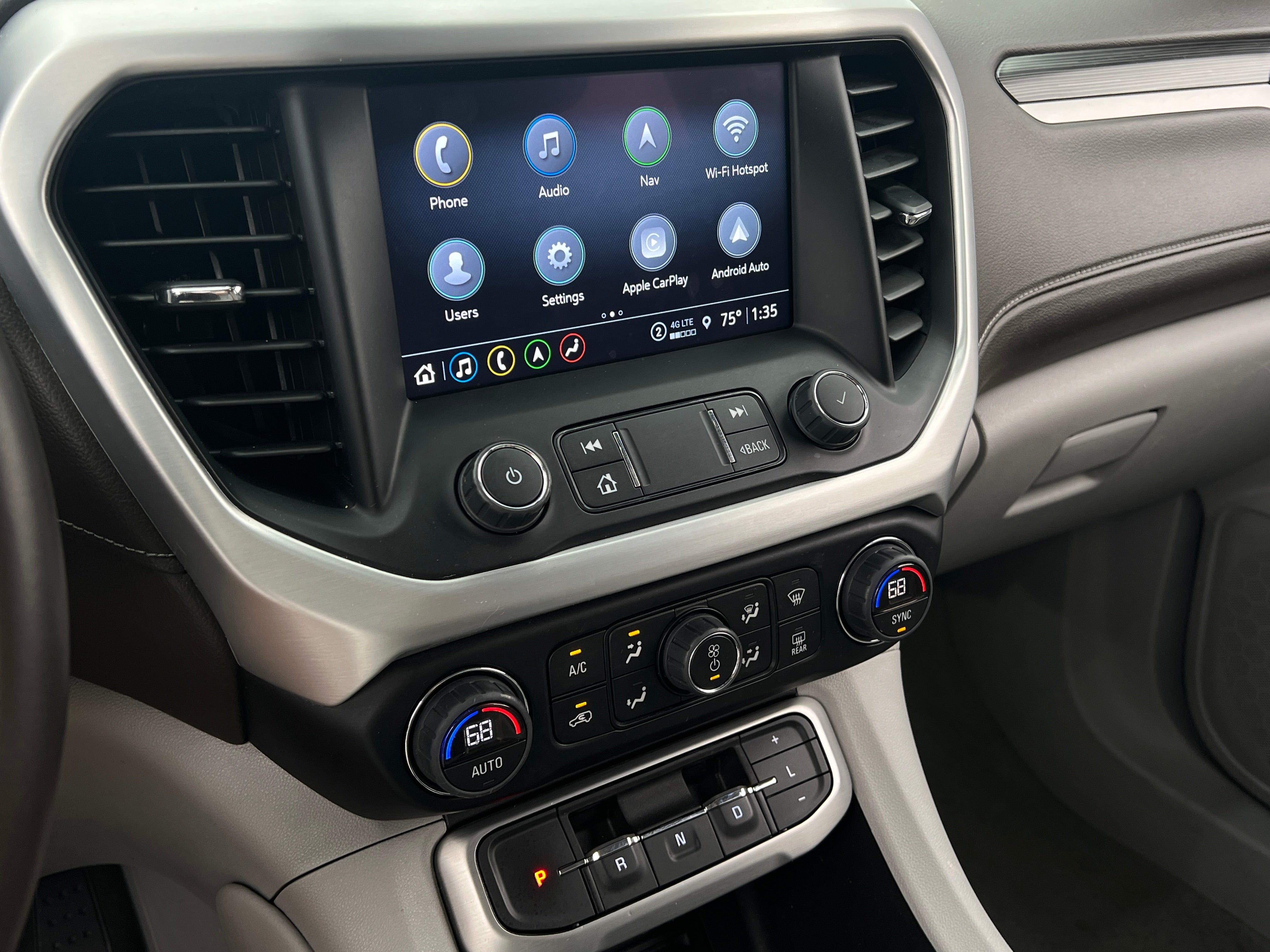 2023 GMC Acadia SLT 3