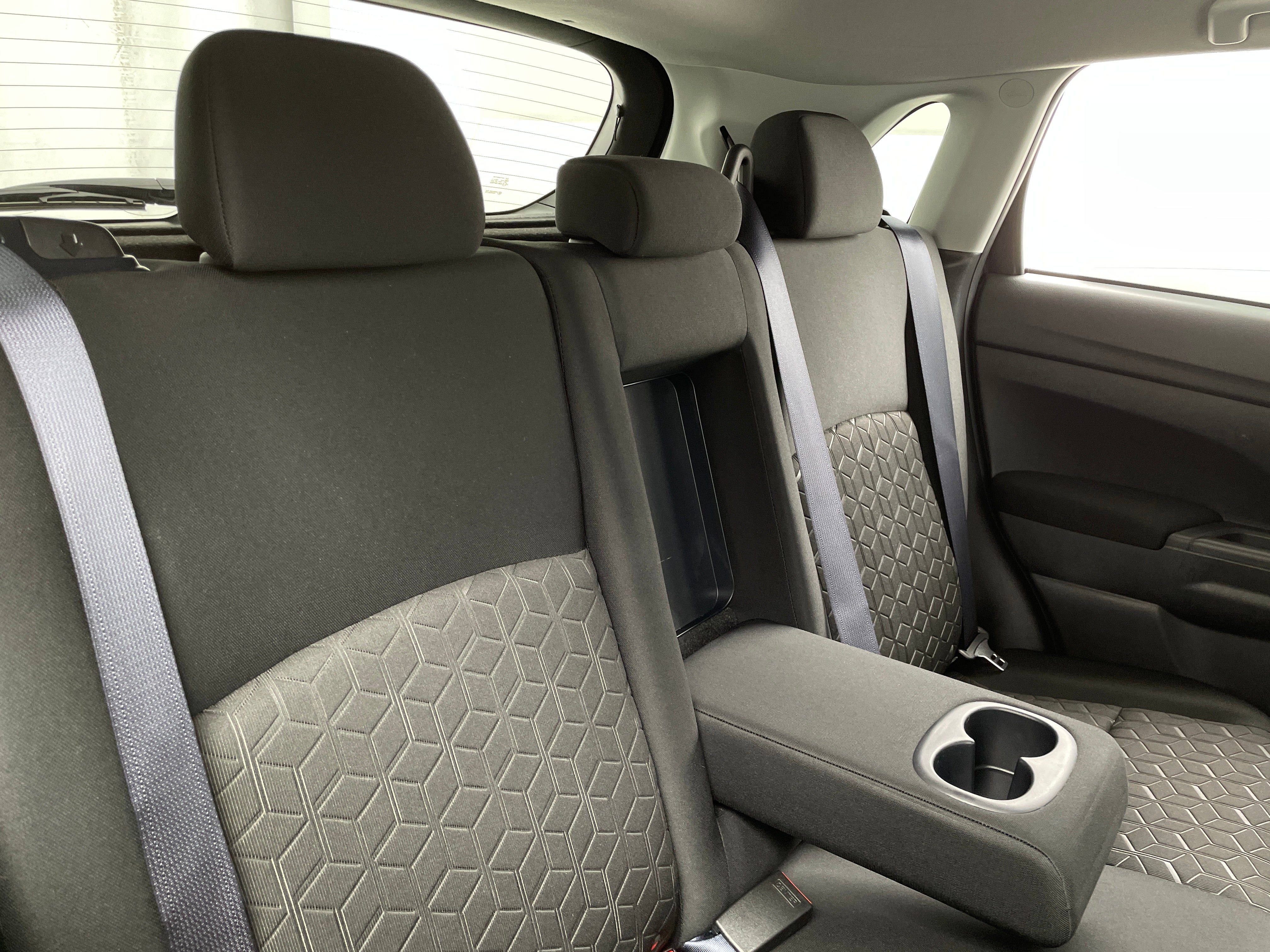 2024 Mitsubishi Outlander Sport LE 6