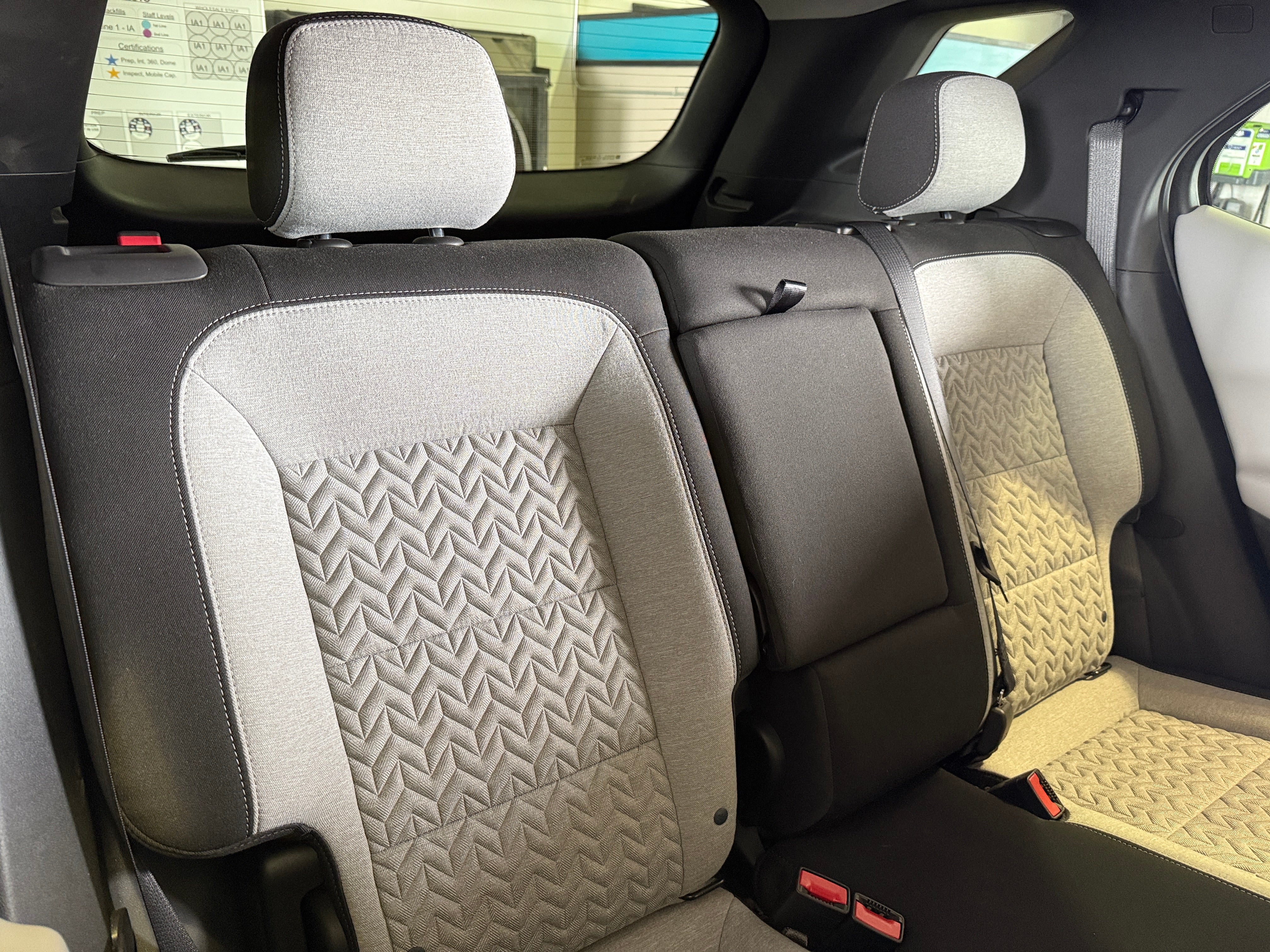 2022 Chevrolet Equinox LS 6