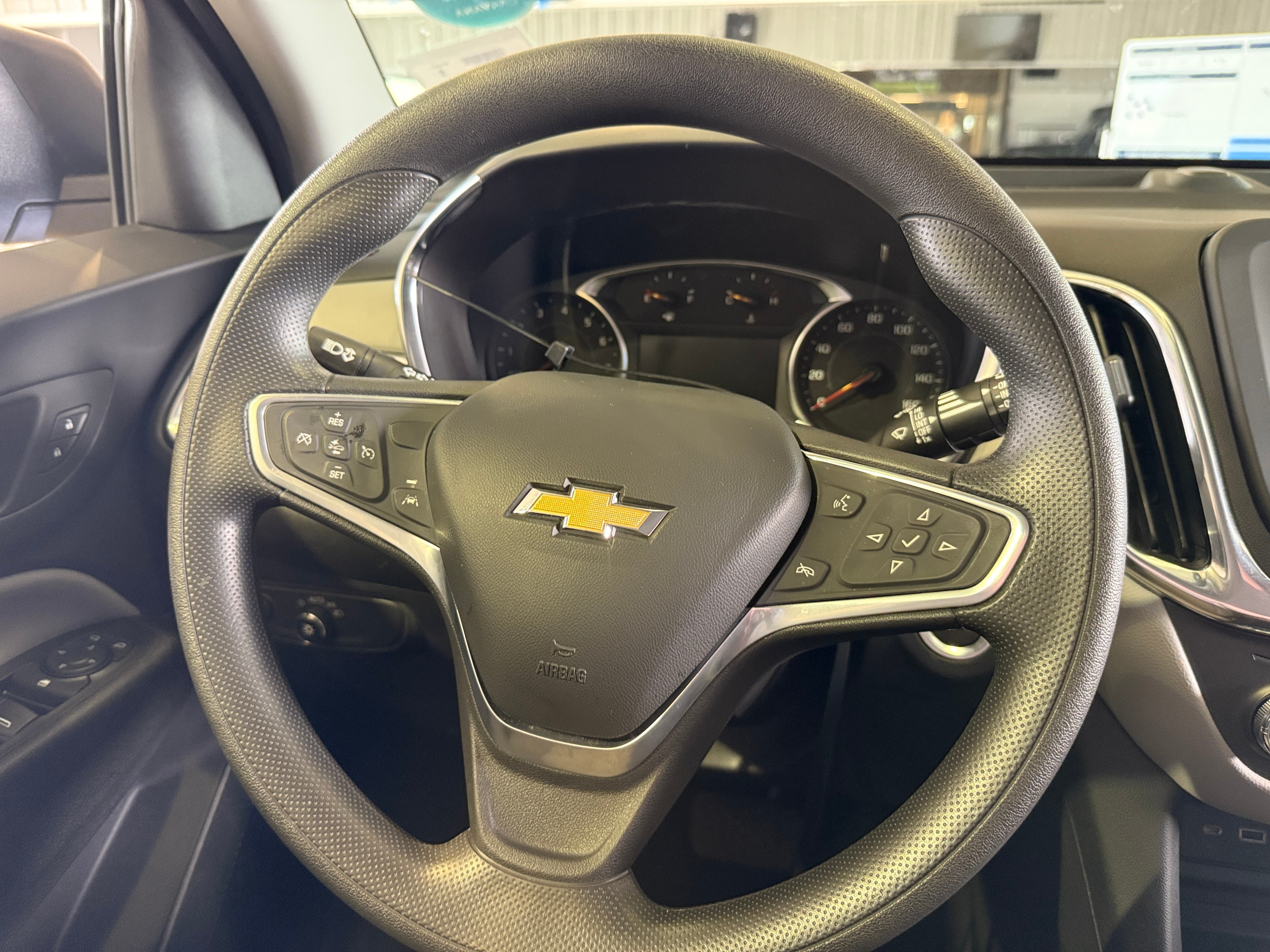 2022 Chevrolet Equinox LS 5