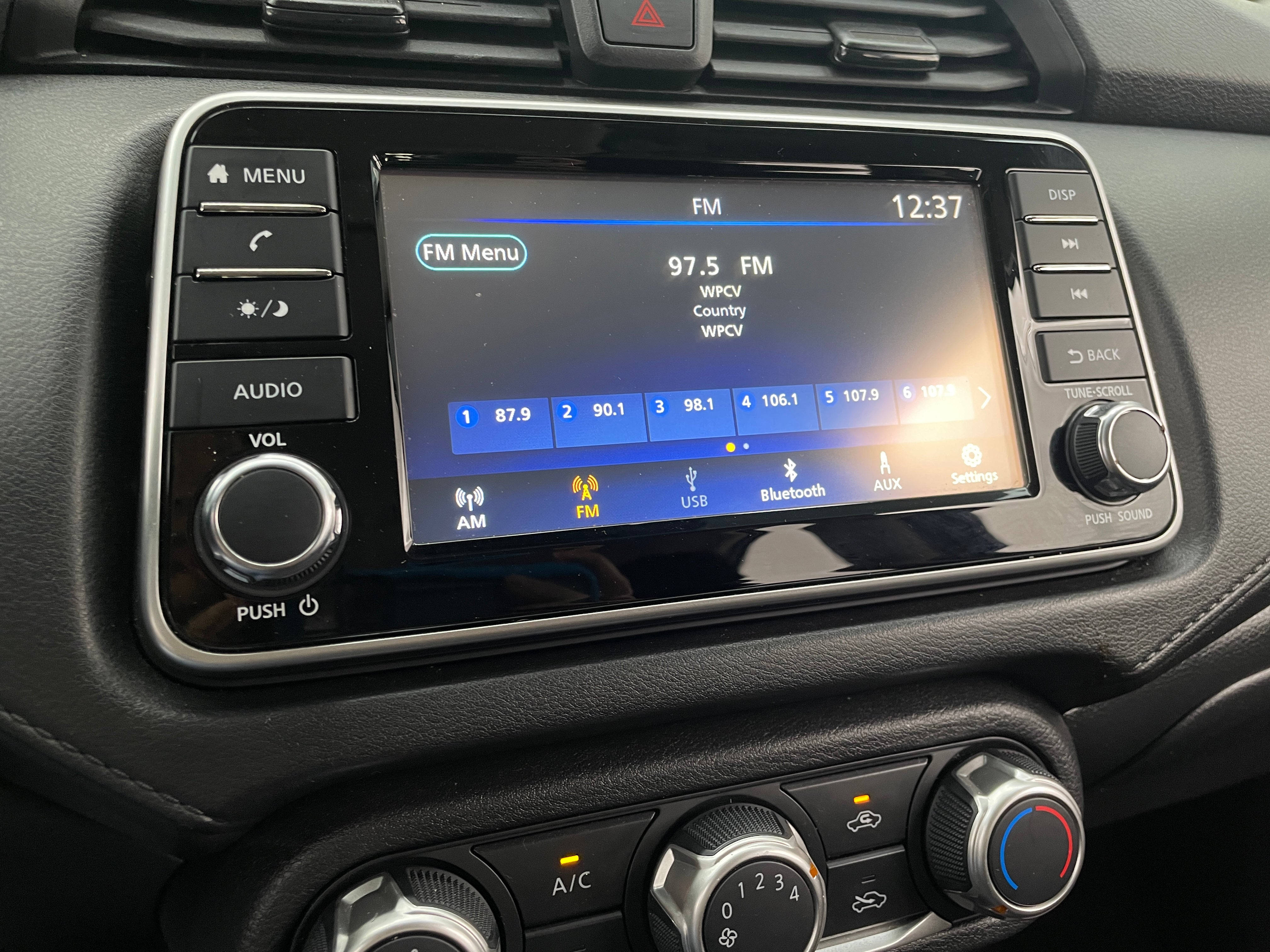 2021 Nissan Versa S 4