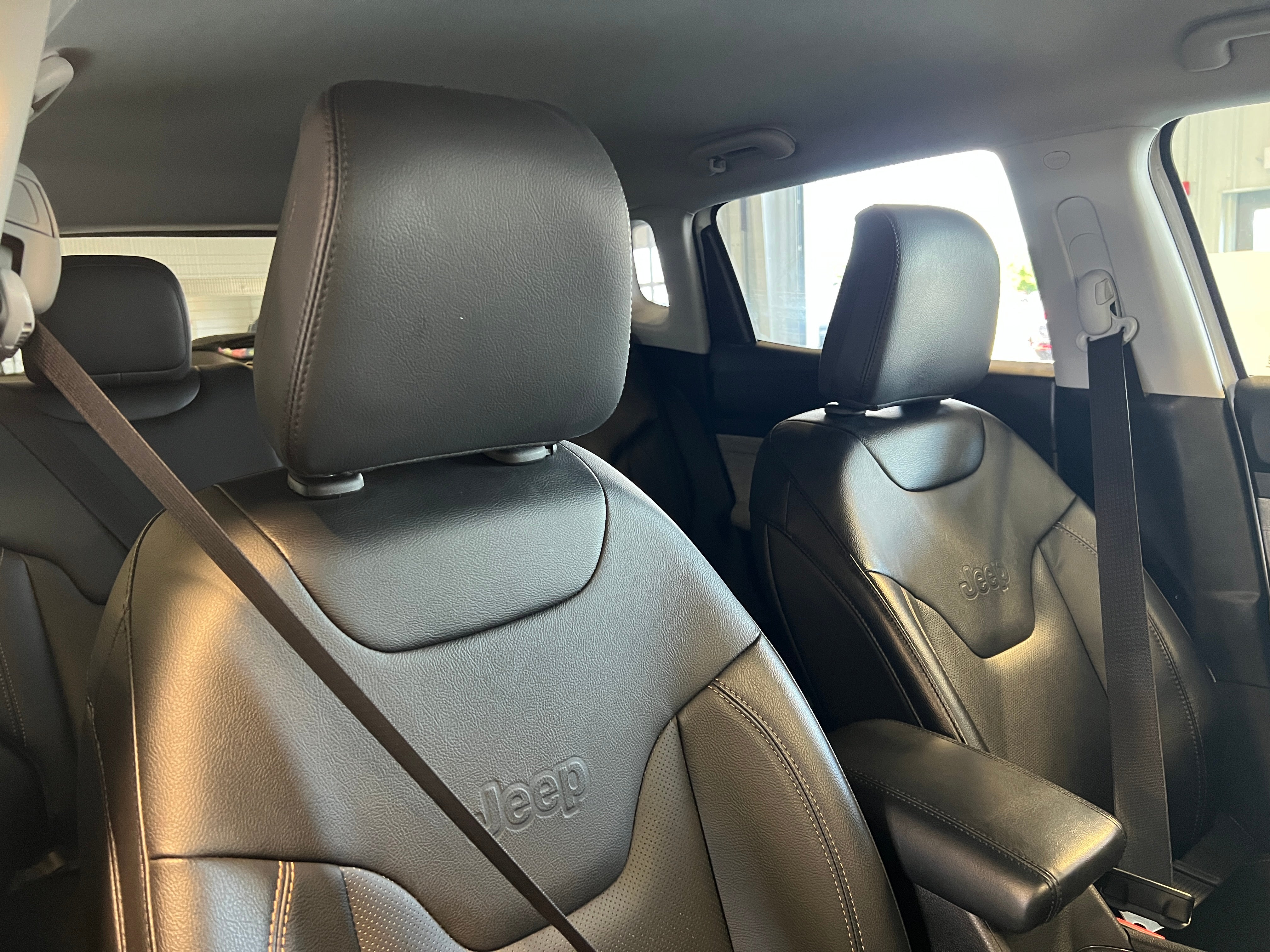 2022 Jeep Compass Latitude 2