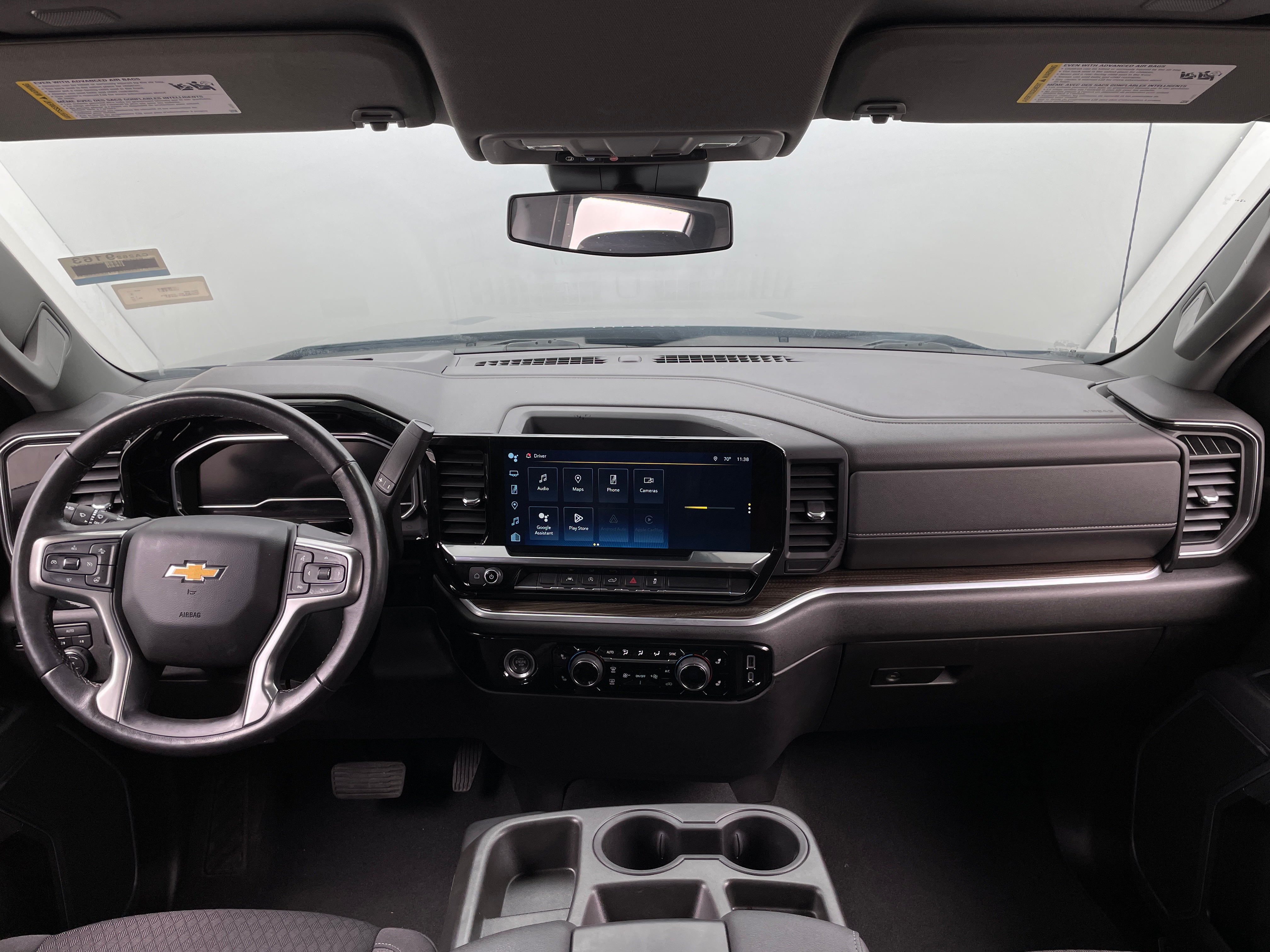 2022 Chevrolet Silverado 1500 LT 3