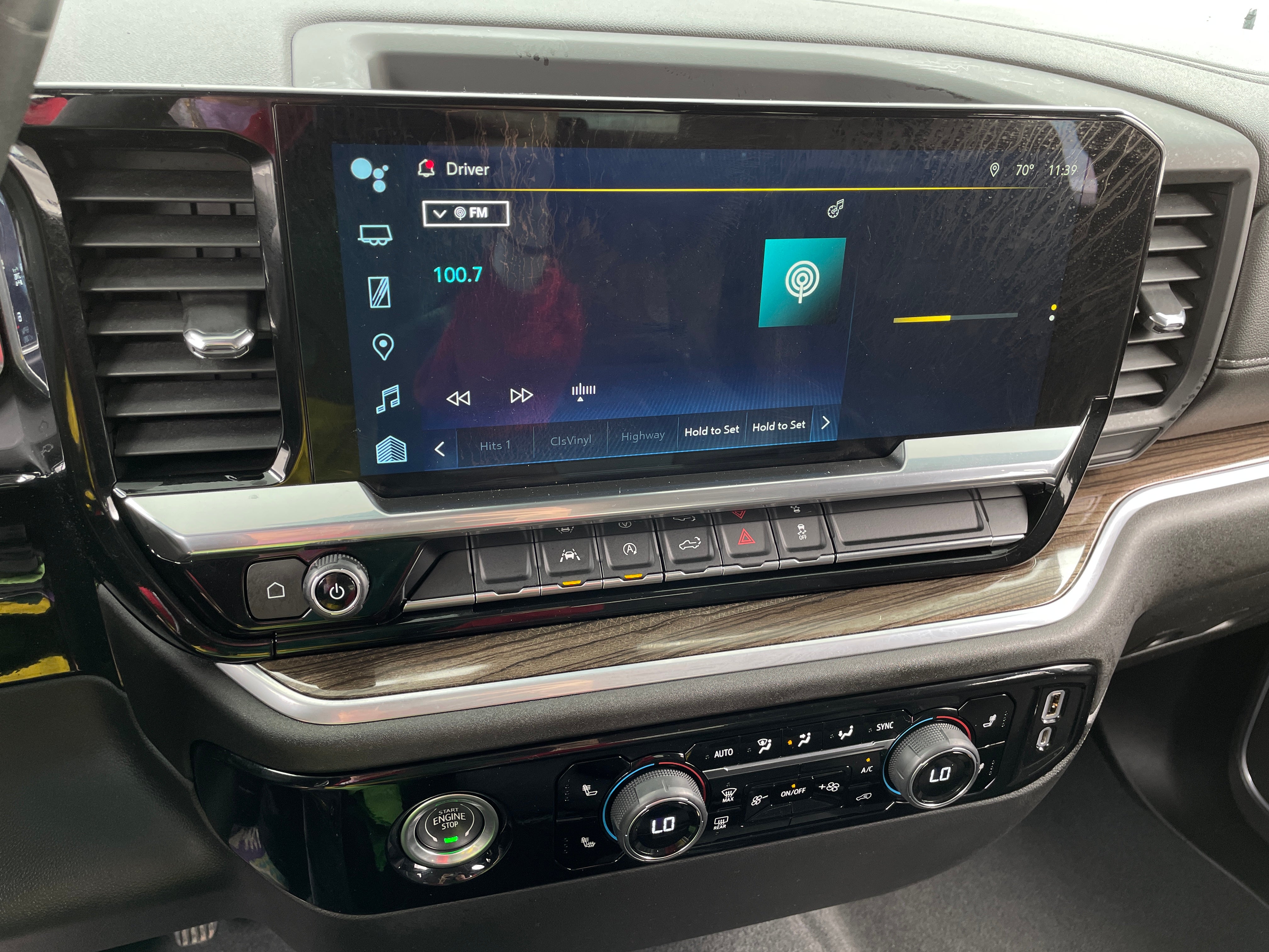 2022 Chevrolet Silverado 1500 LT 4