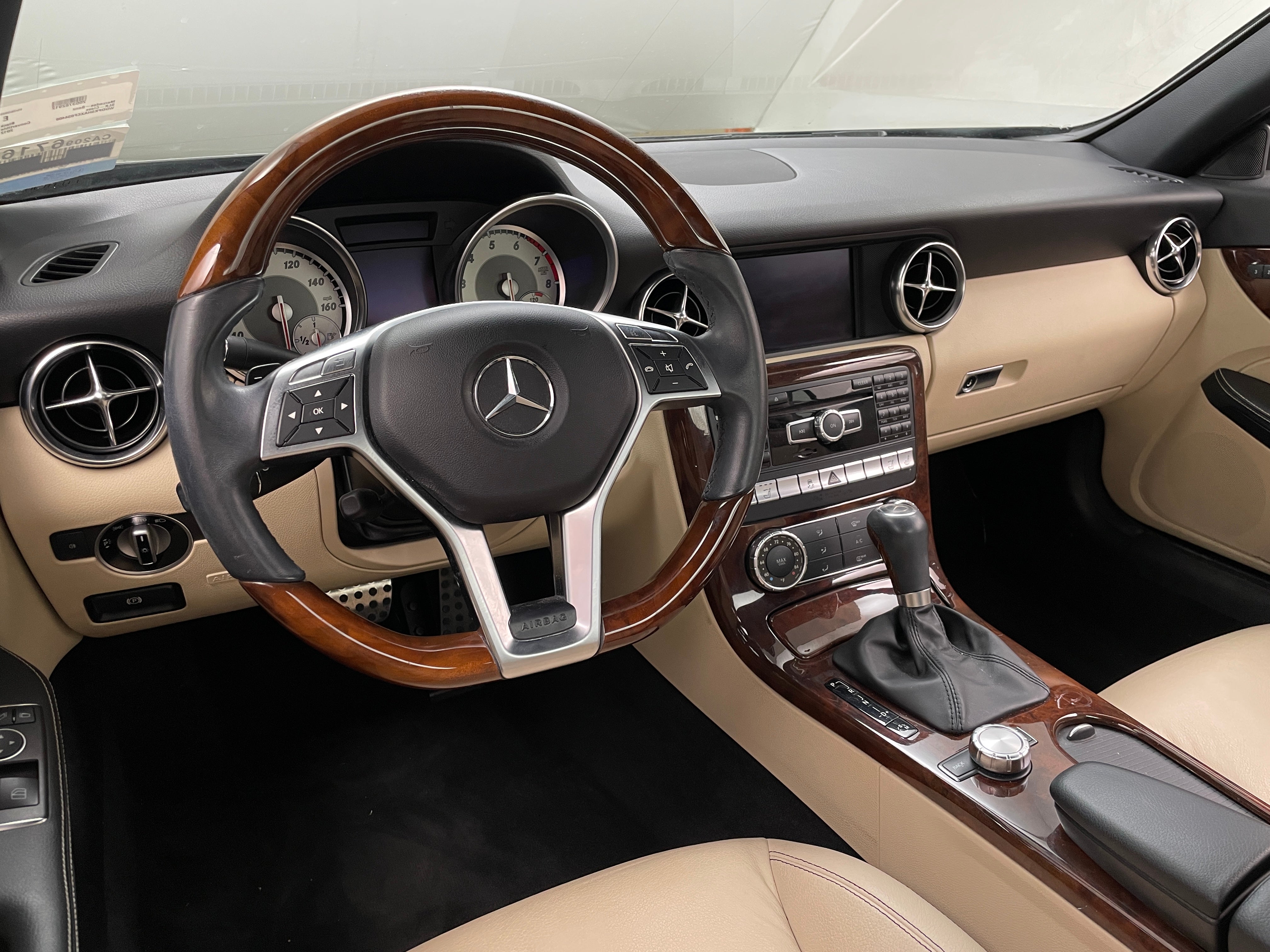 2012 Mercedes-Benz SLK 350 2