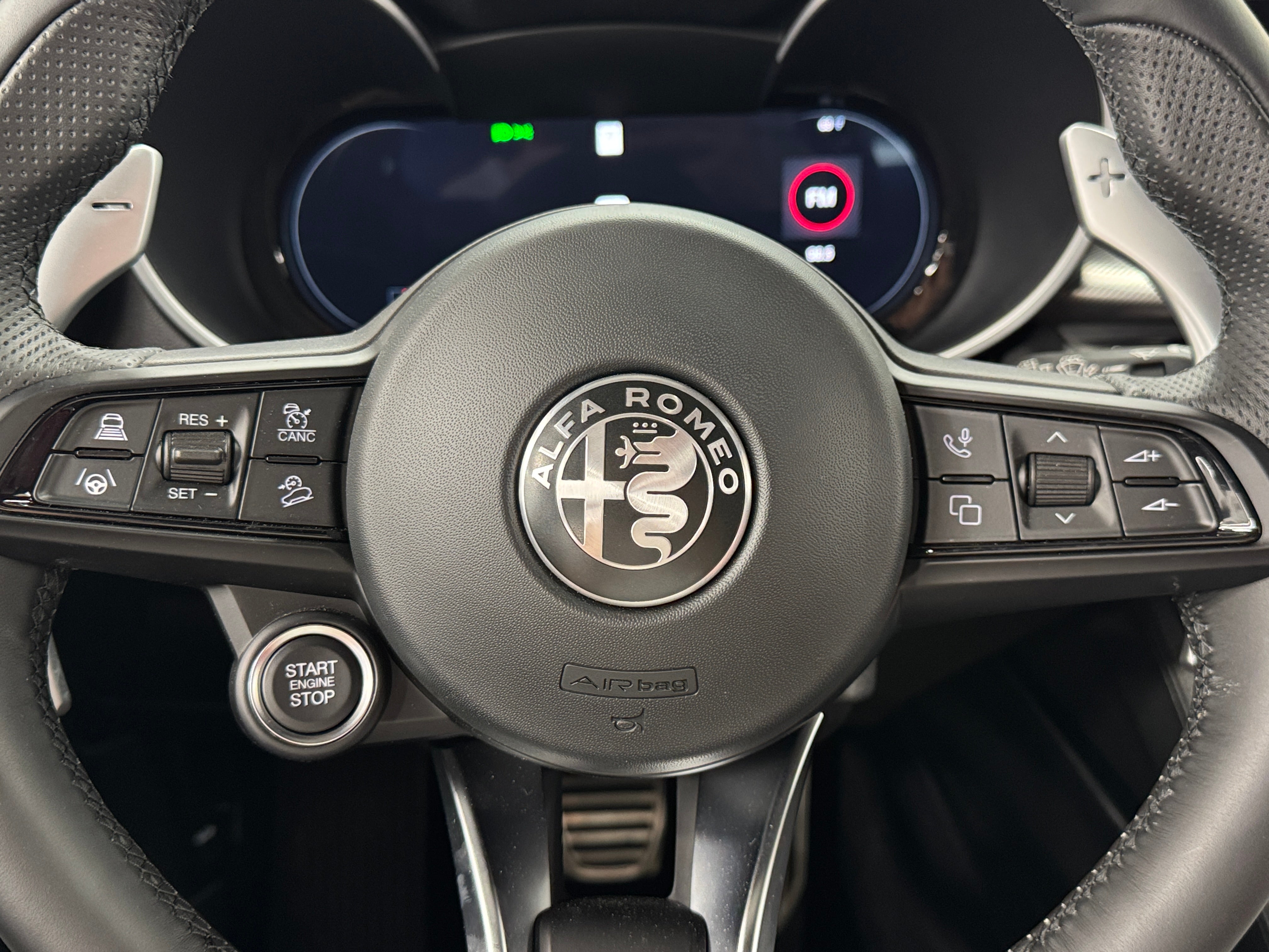 2024 Alfa Romeo Stelvio  4