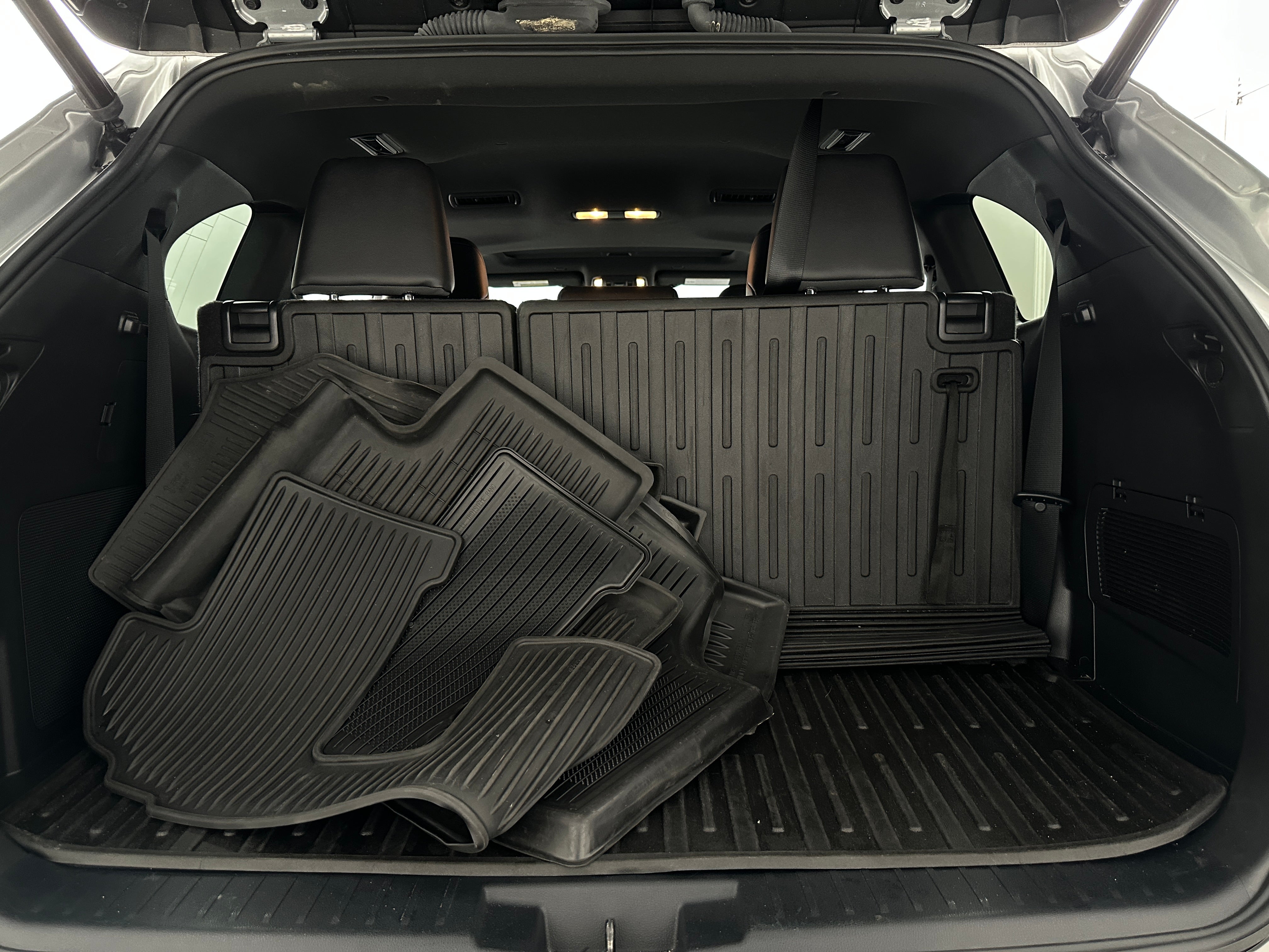 2023 Toyota Highlander XSE 6