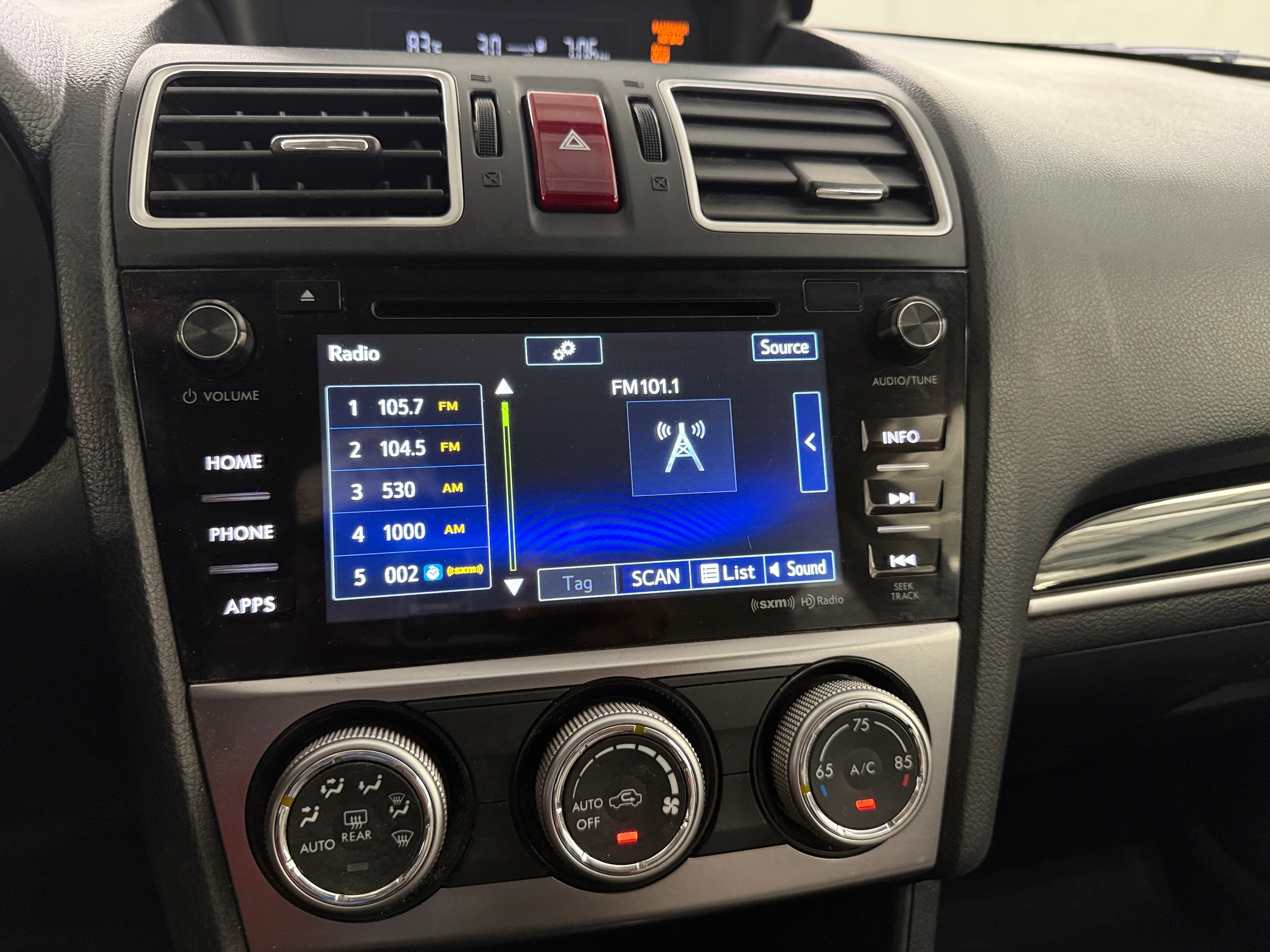 2017 Subaru Crosstrek Limited 3