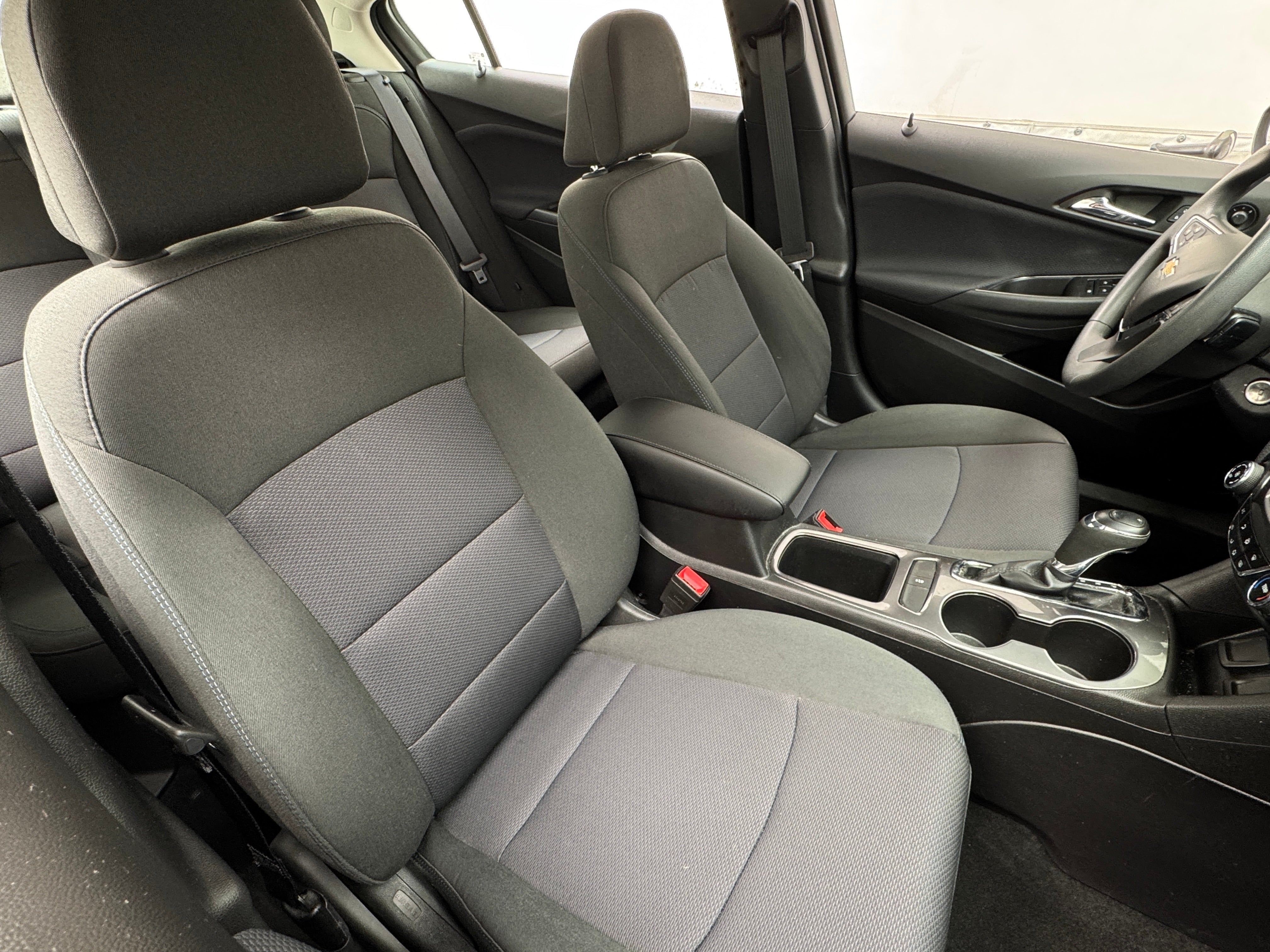 2018 Chevrolet Cruze LT 2