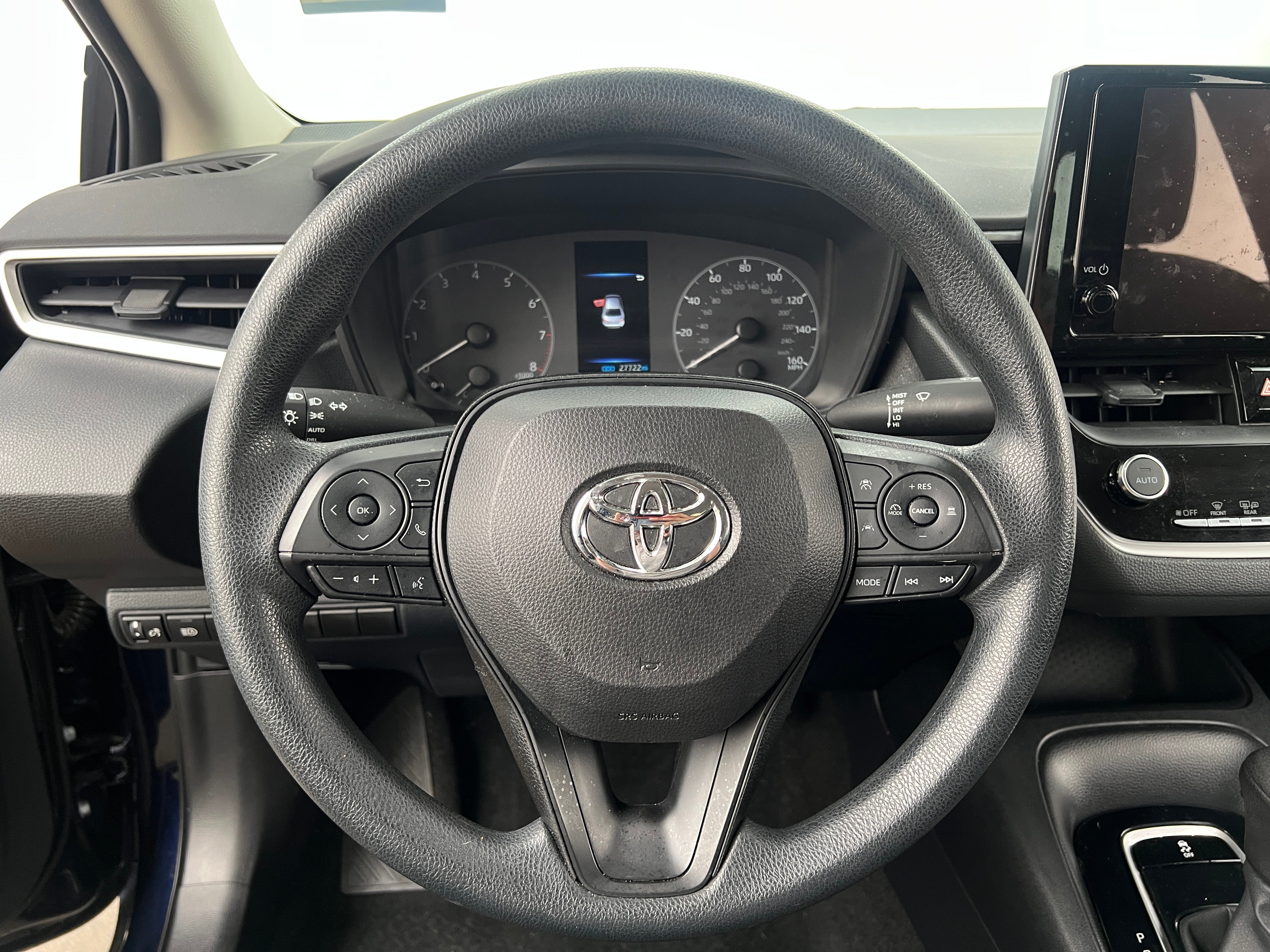 2023 Toyota Corolla LE 5