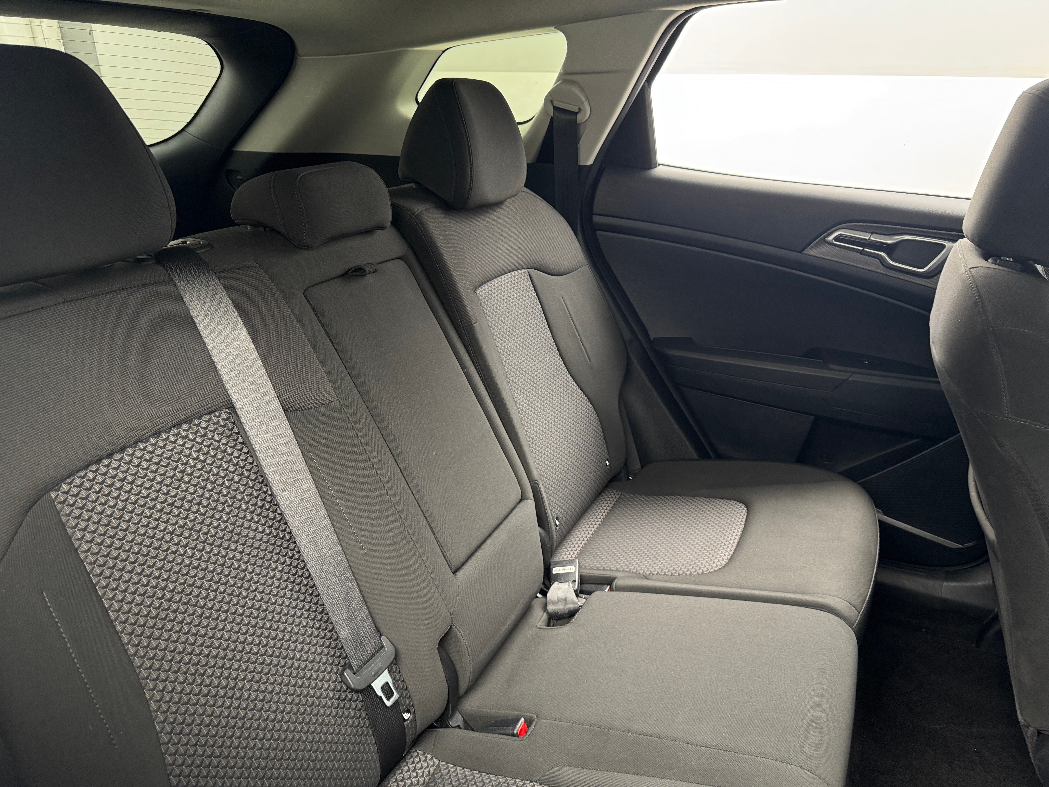 2023 Kia Sportage LX 6