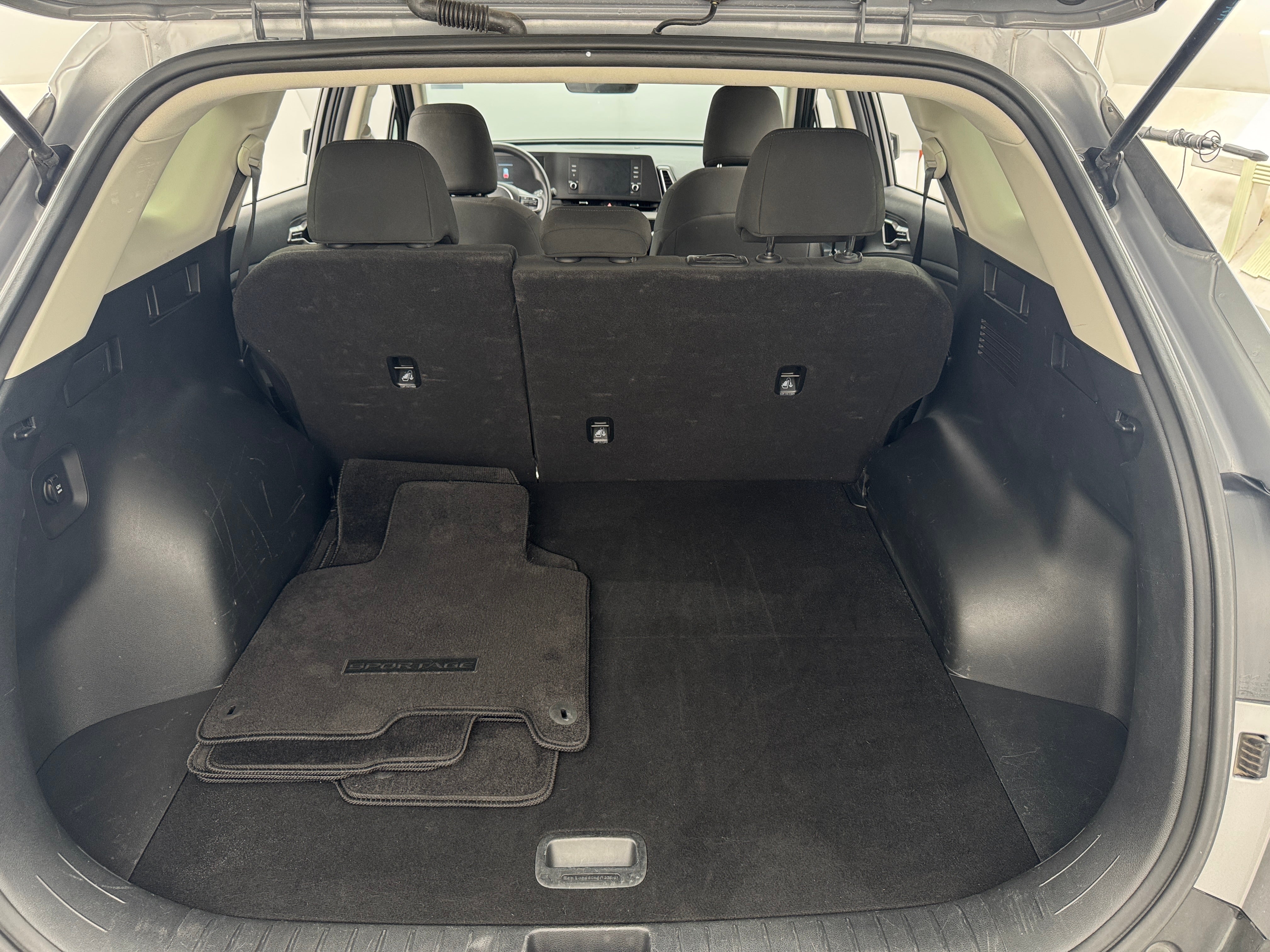 2023 Kia Sportage LX 7