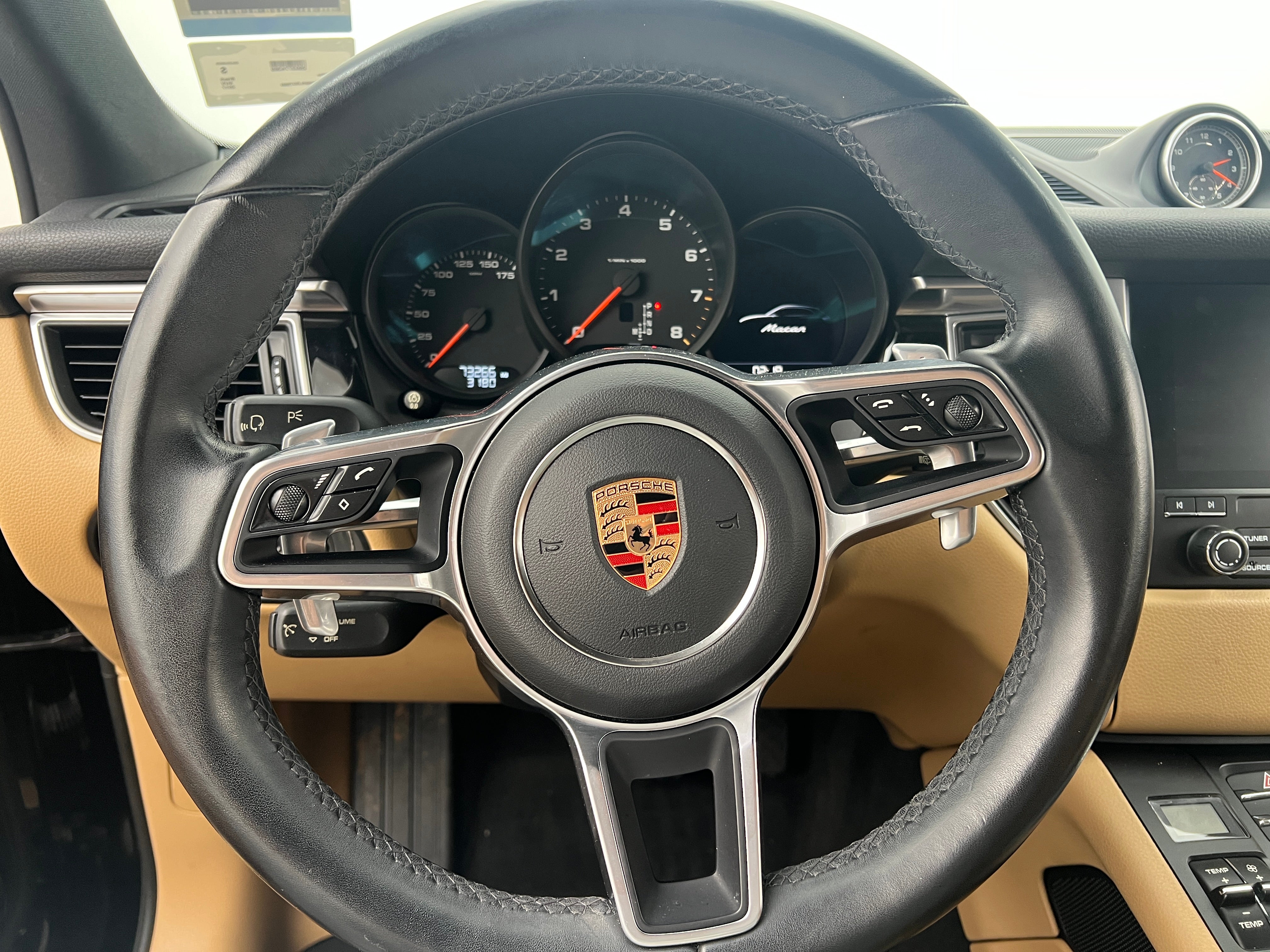 2017 Porsche Macan Base 4