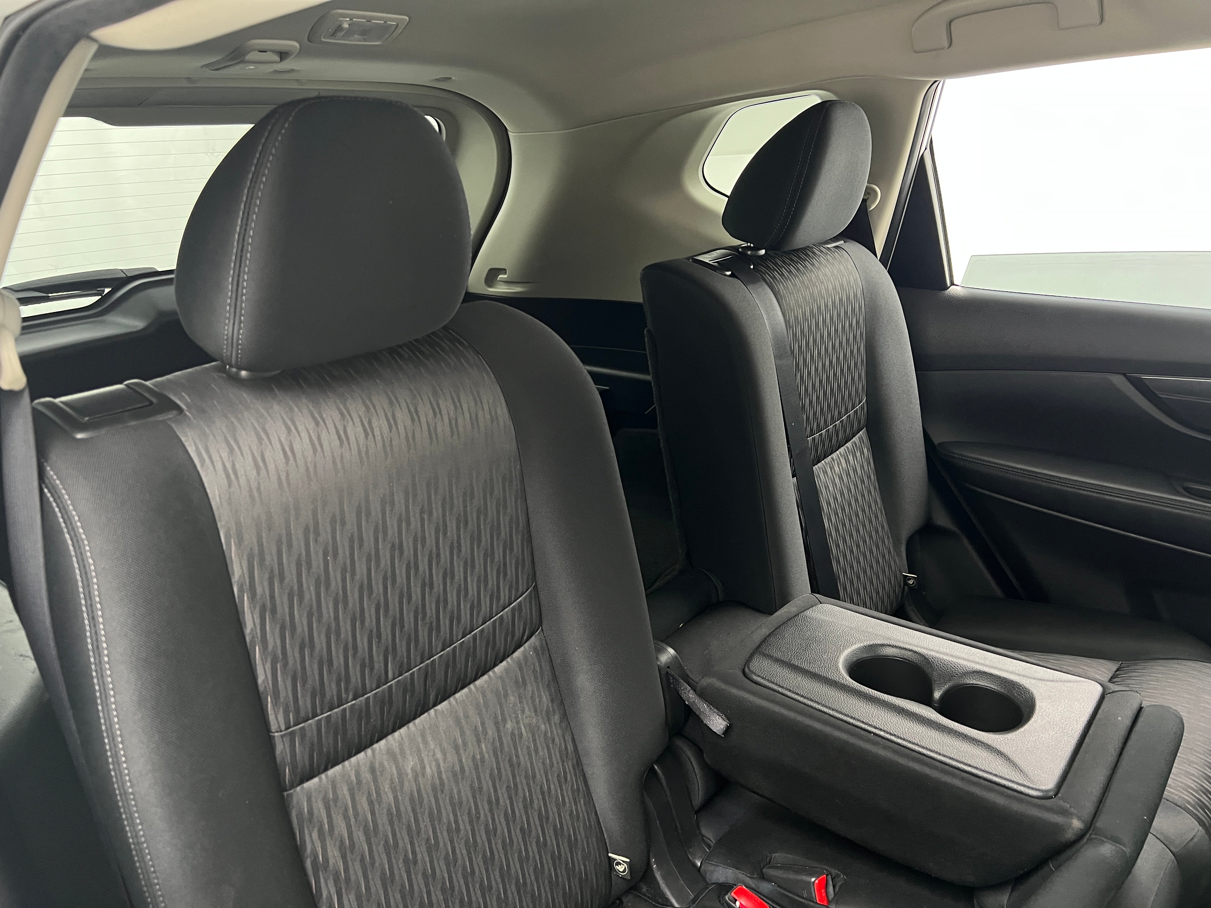 2020 Nissan Rogue SV 6