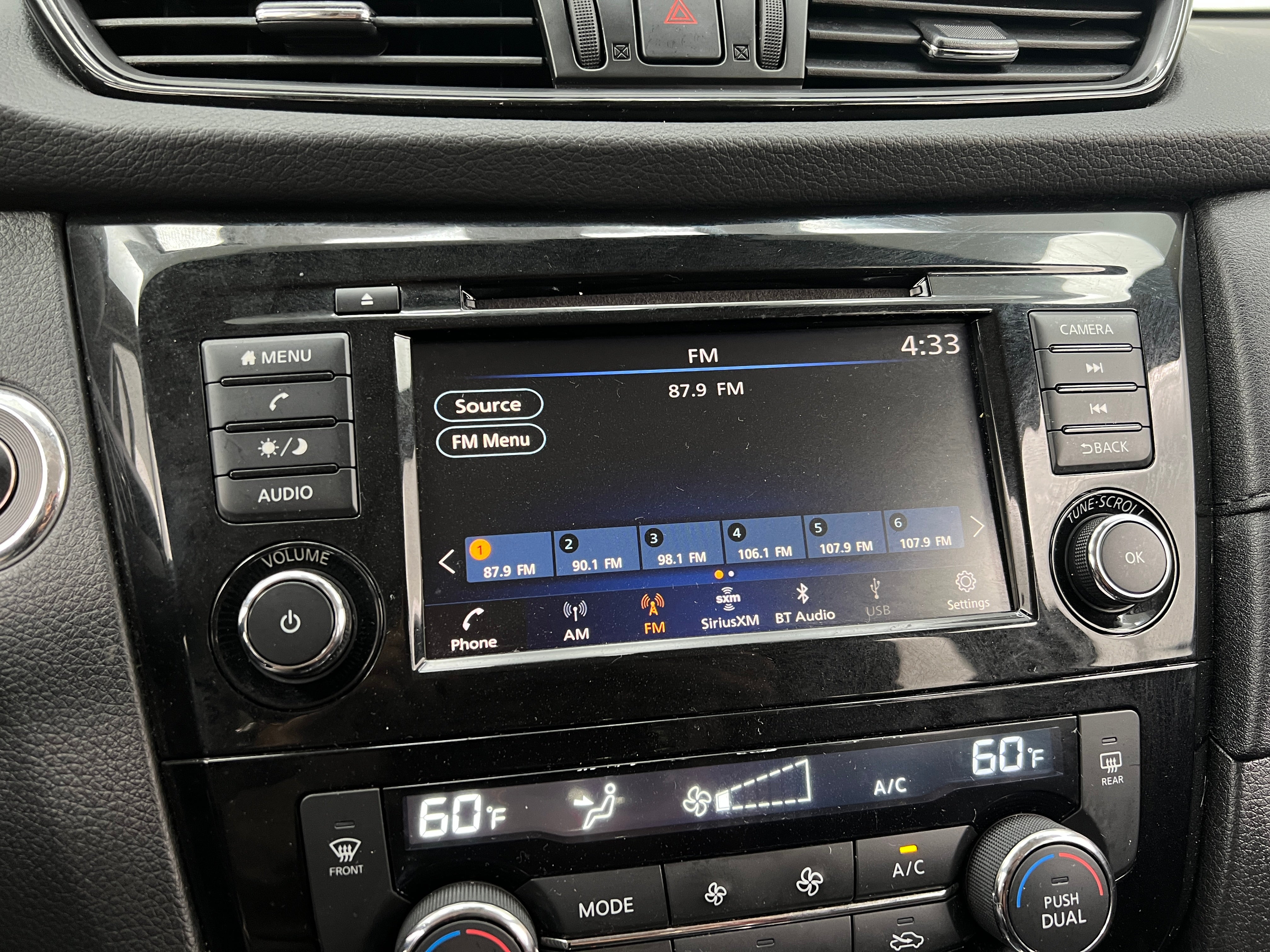 2020 Nissan Rogue SV 4