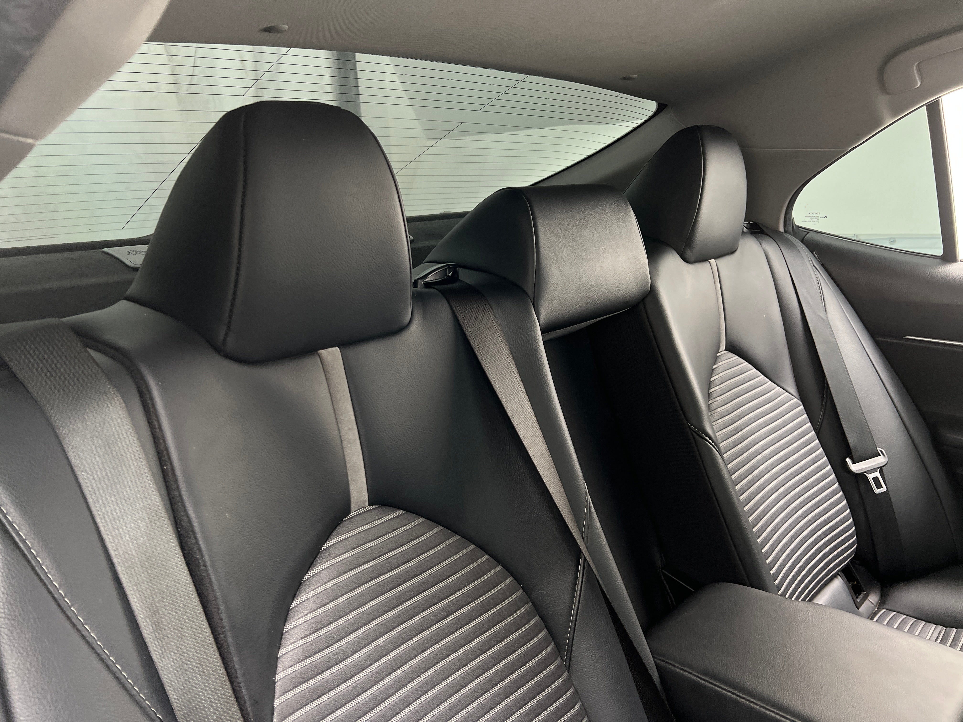 2020 Toyota Camry SE 5