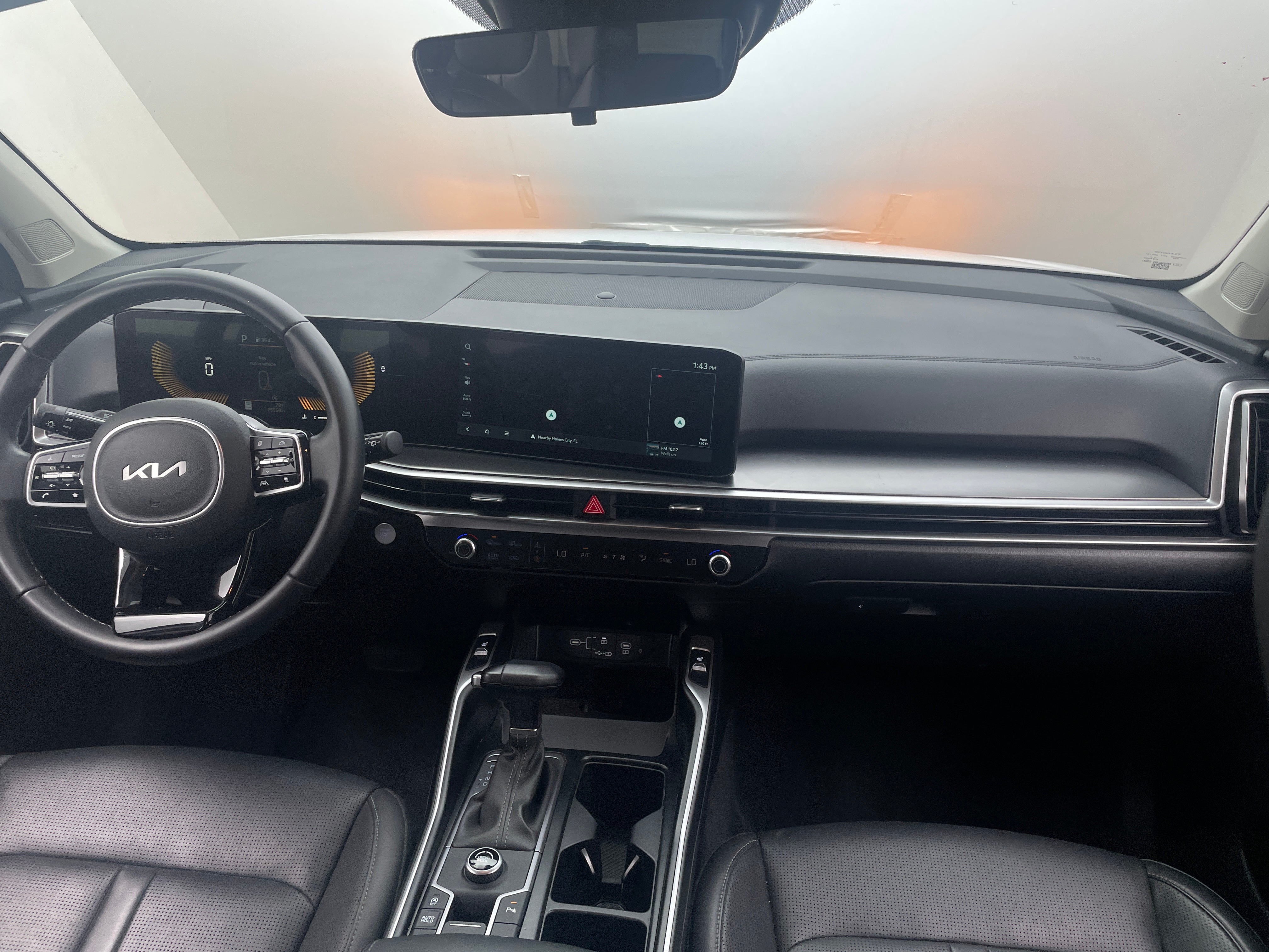 2024 Kia Sorento S 2