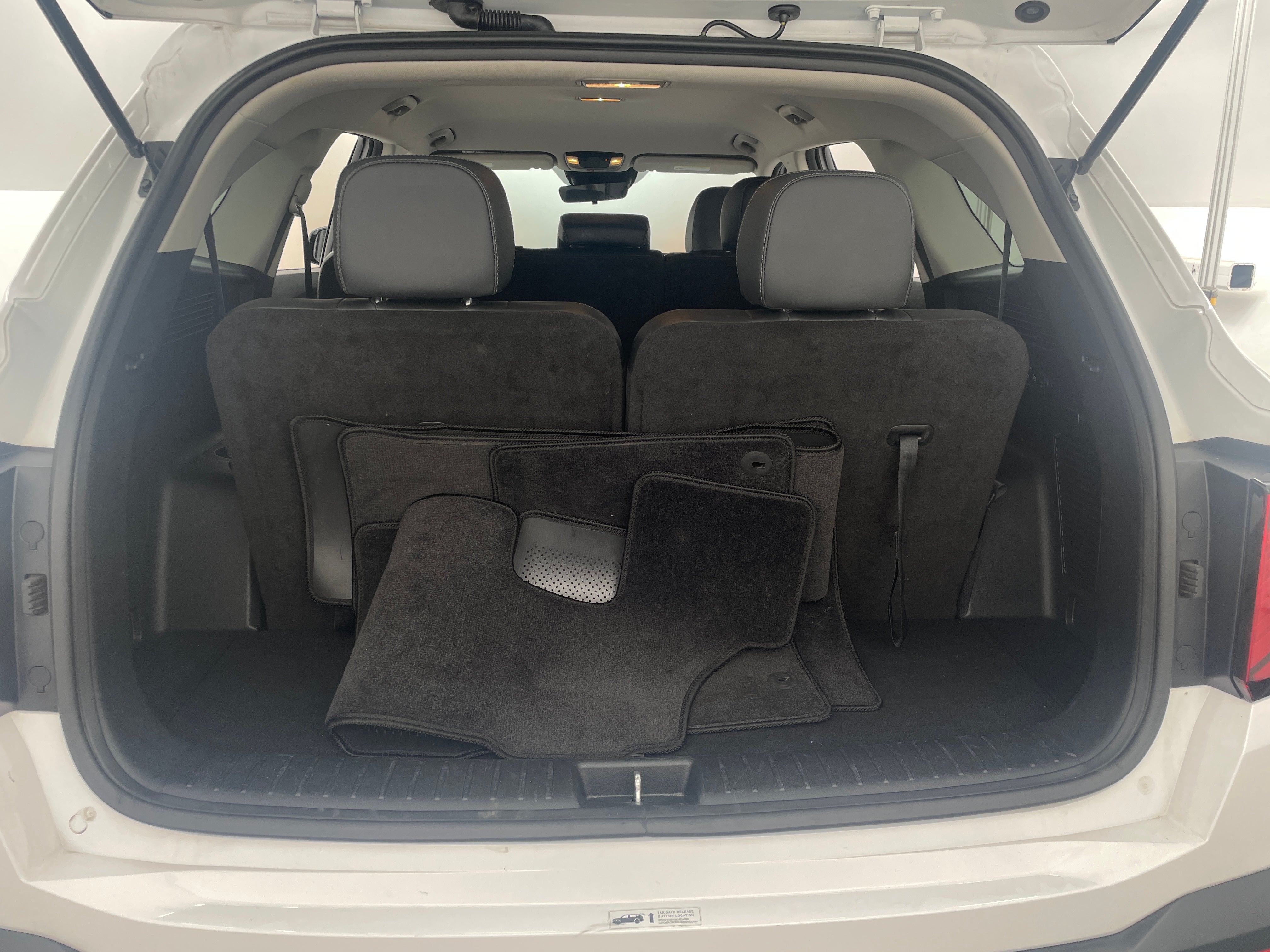 2024 Kia Sorento S 6