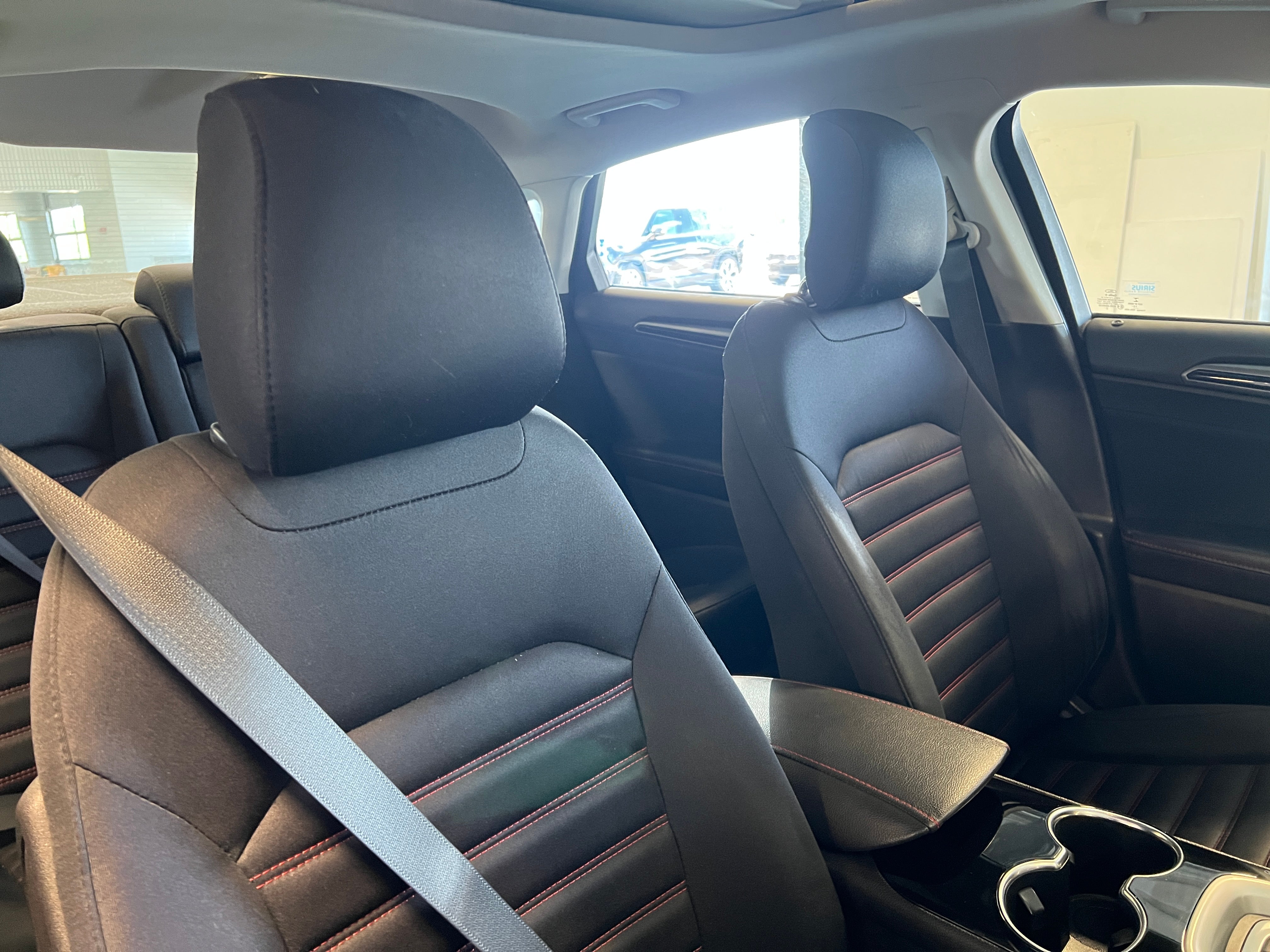 2014 Ford Fusion SE 2